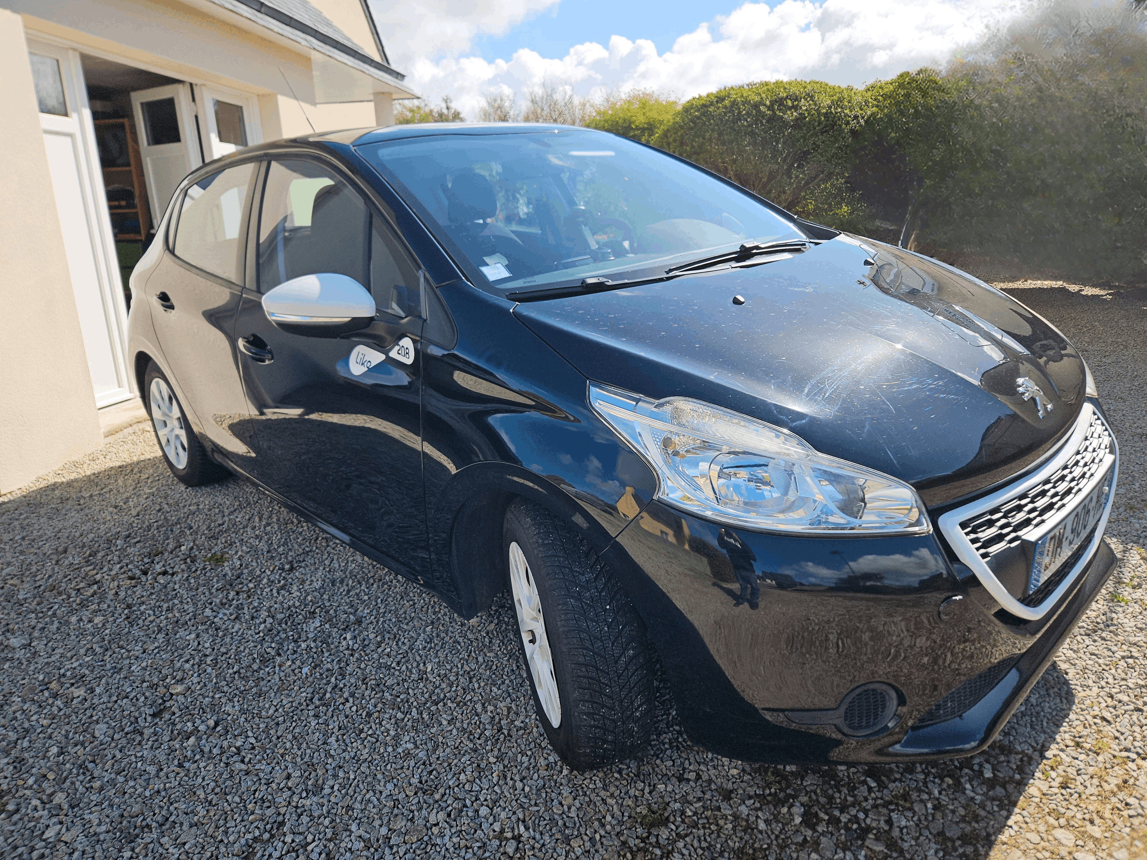 Peugeot 208, 2014, Essence 95