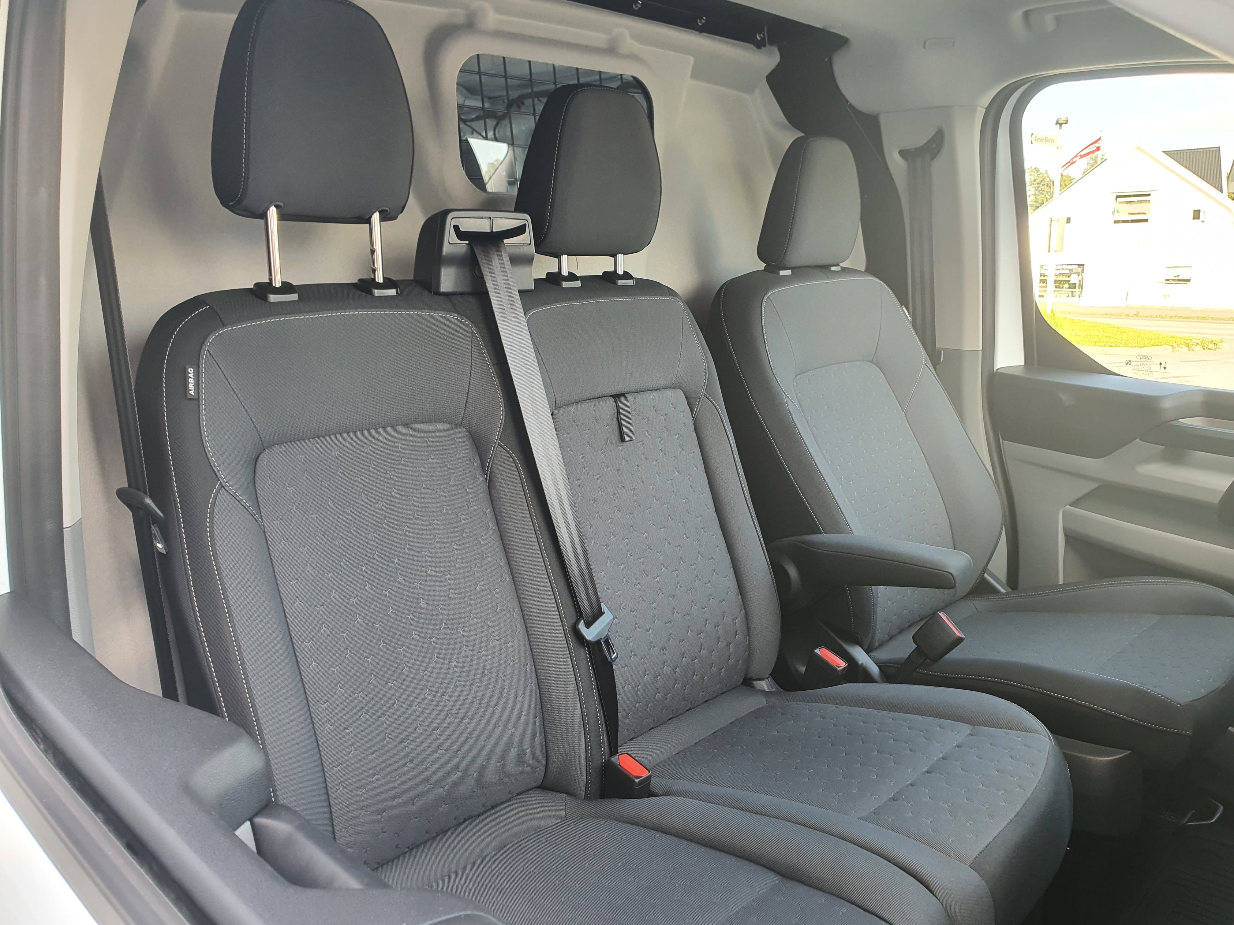 Ford Transit Custom Varebil 4WD med Cruisekontroll