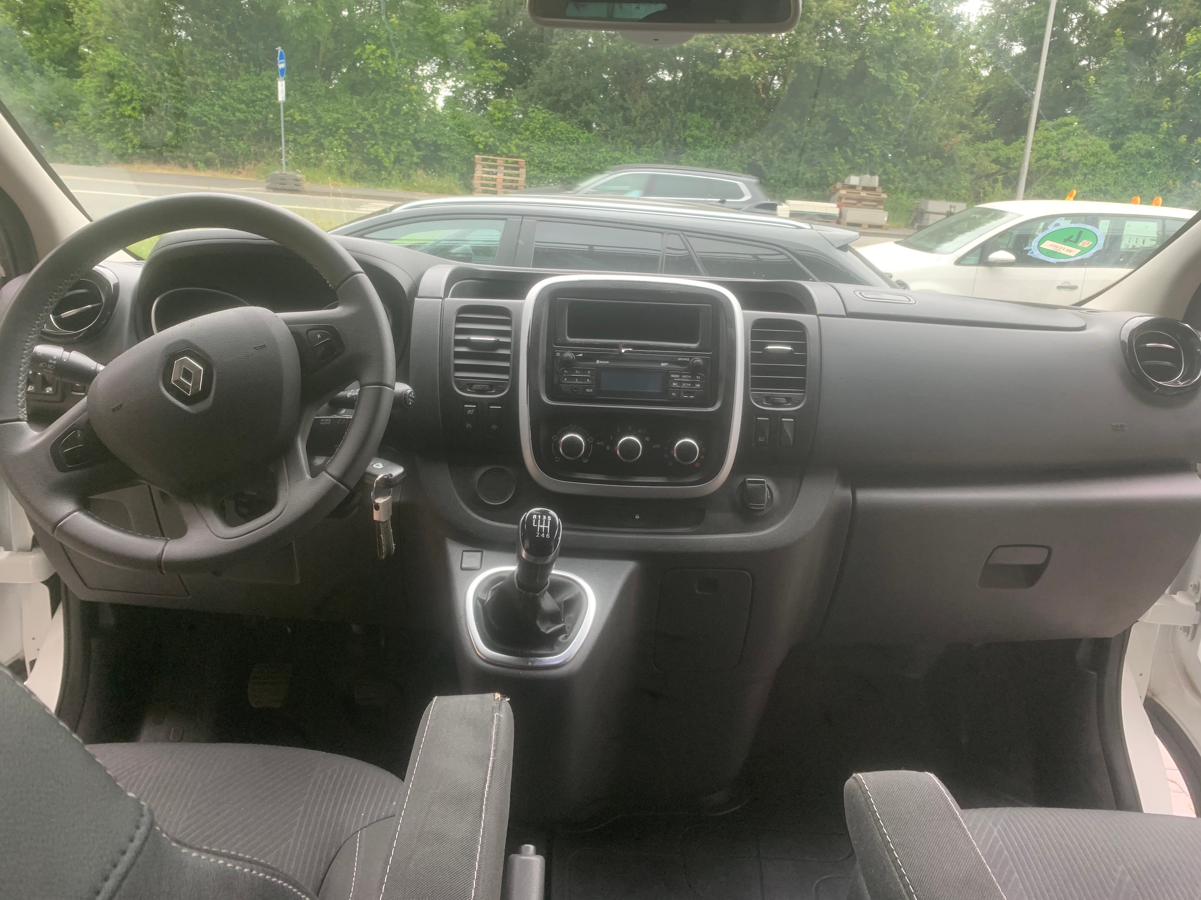 Renault Trafic mit Bluetooth-Audio