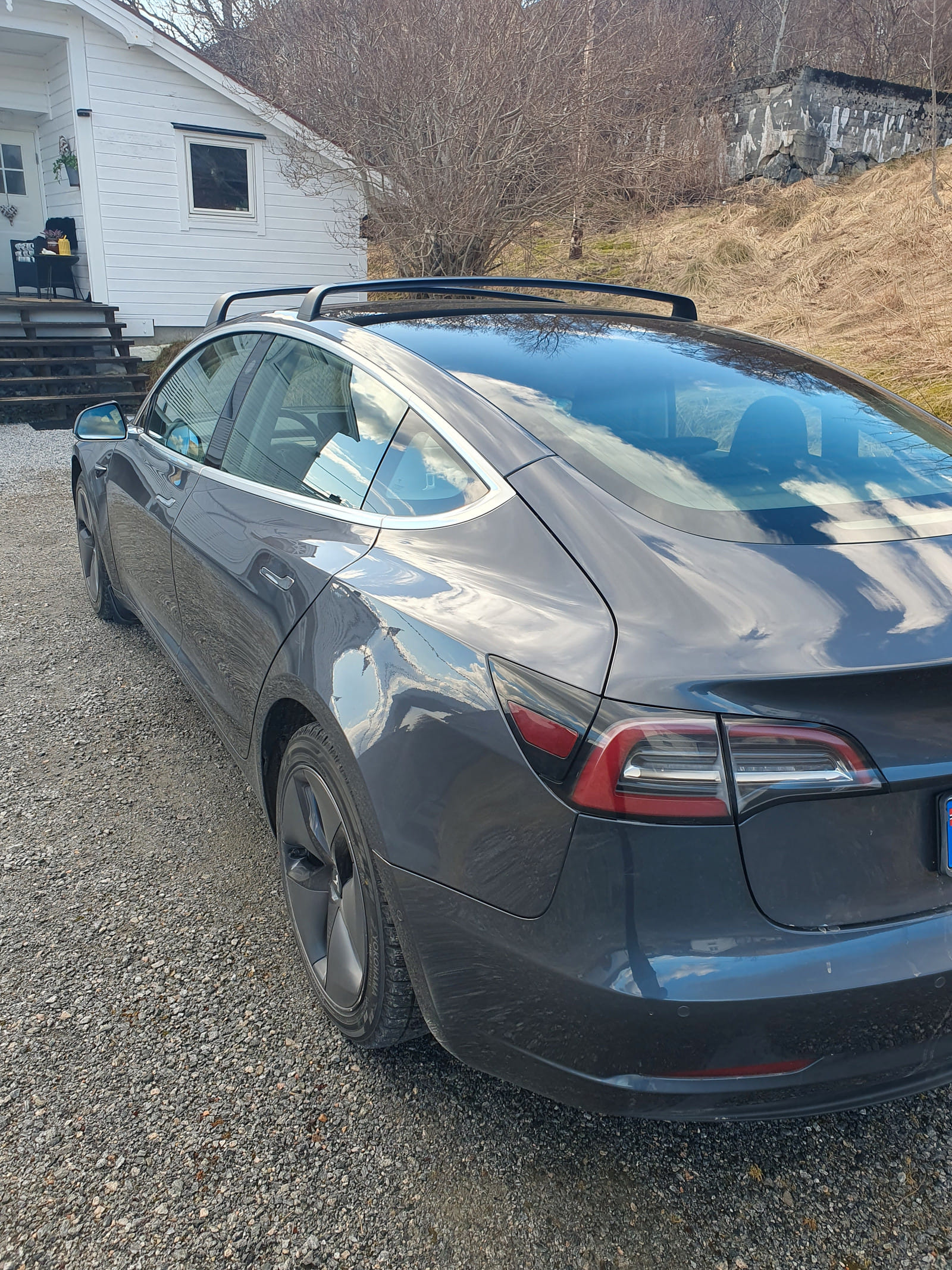 Tesla Model 3 Long Range med GPS