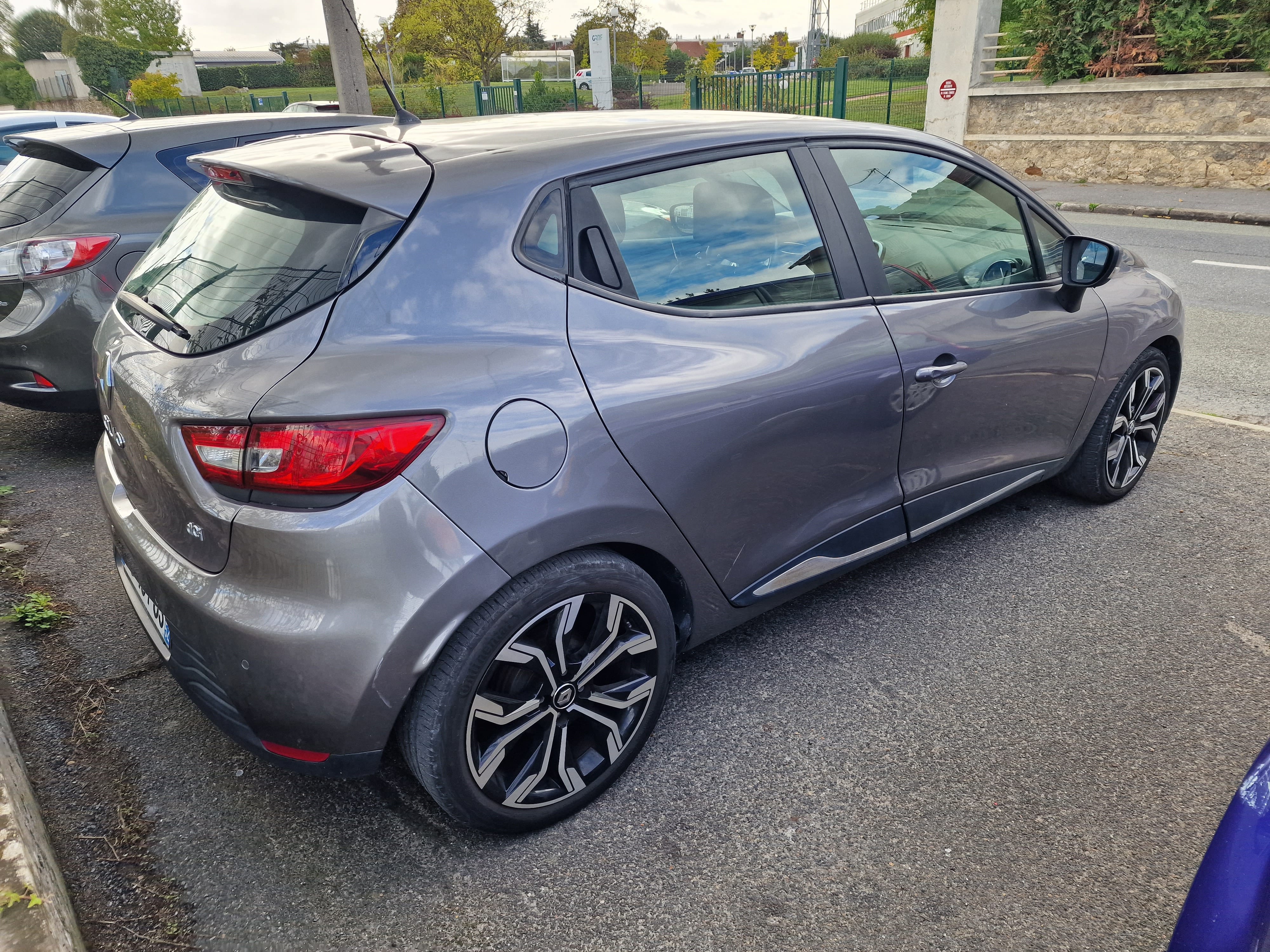 Renault Clio avec Climatisation