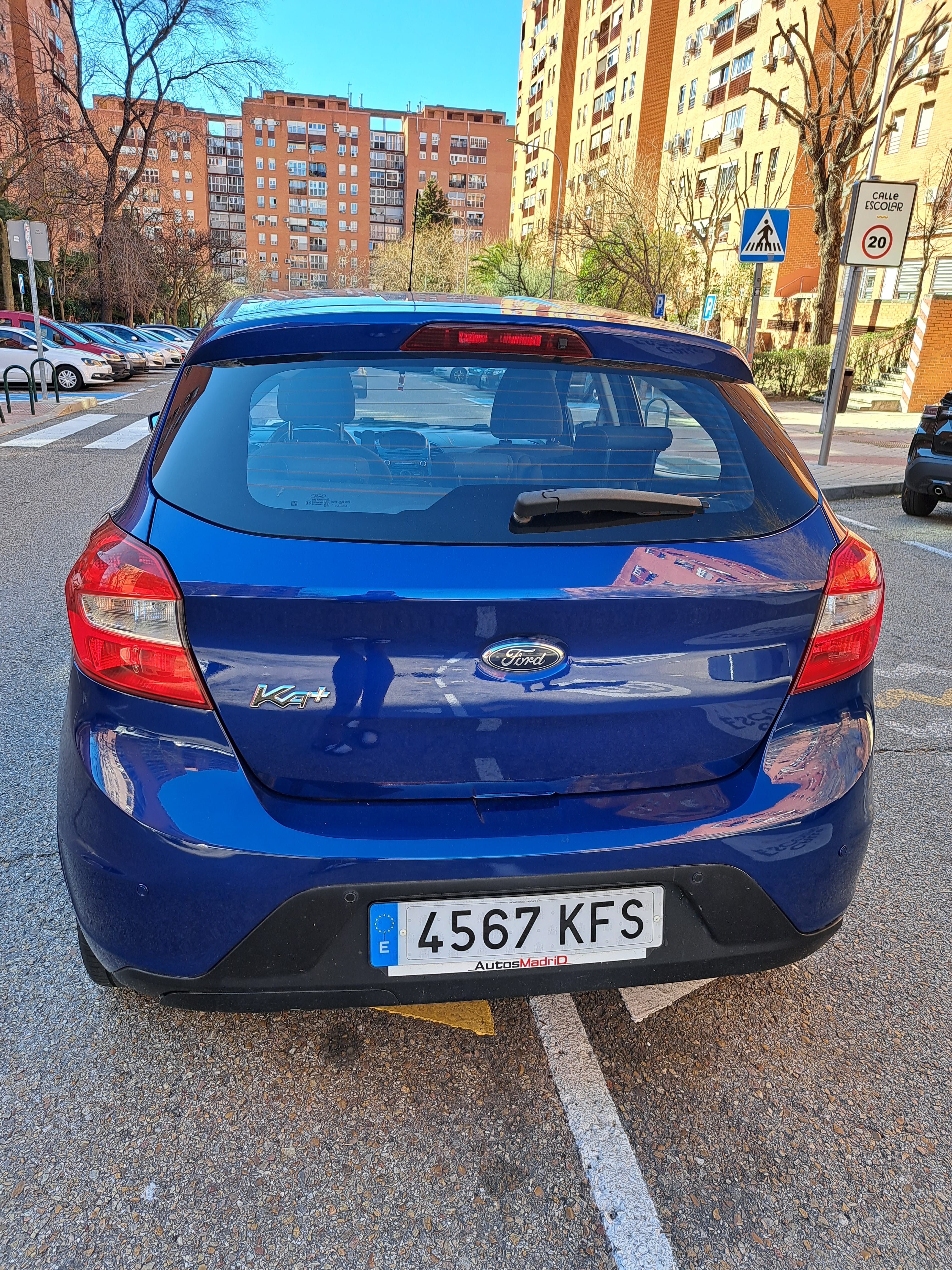 Ford KA+ mit Kindersitz