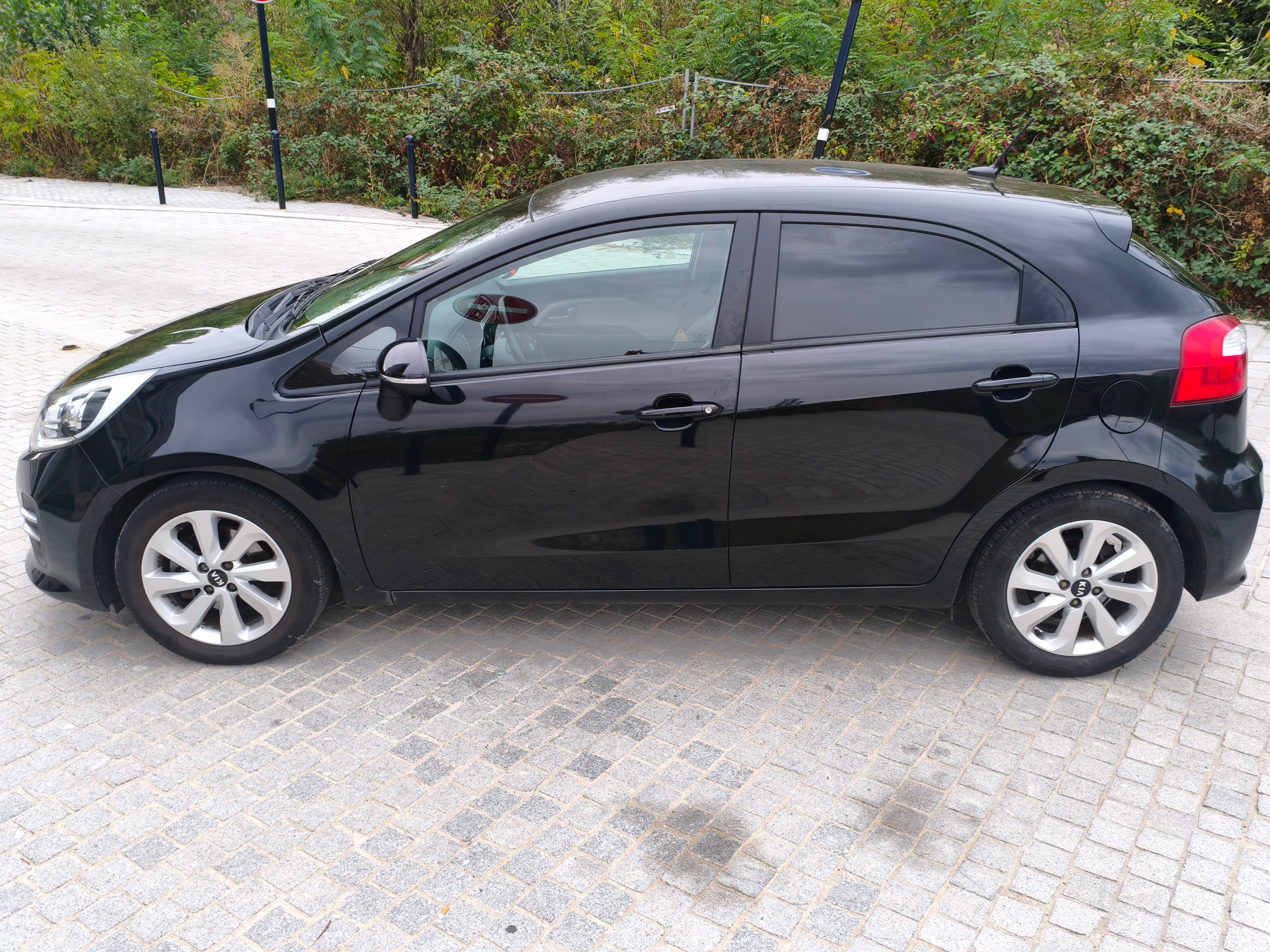 Kia Rio avec Climatisation