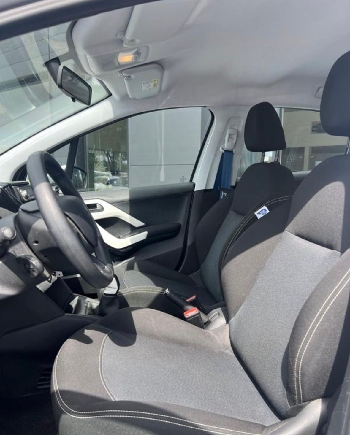 Peugeot 208 avec Régulateur de vitesse