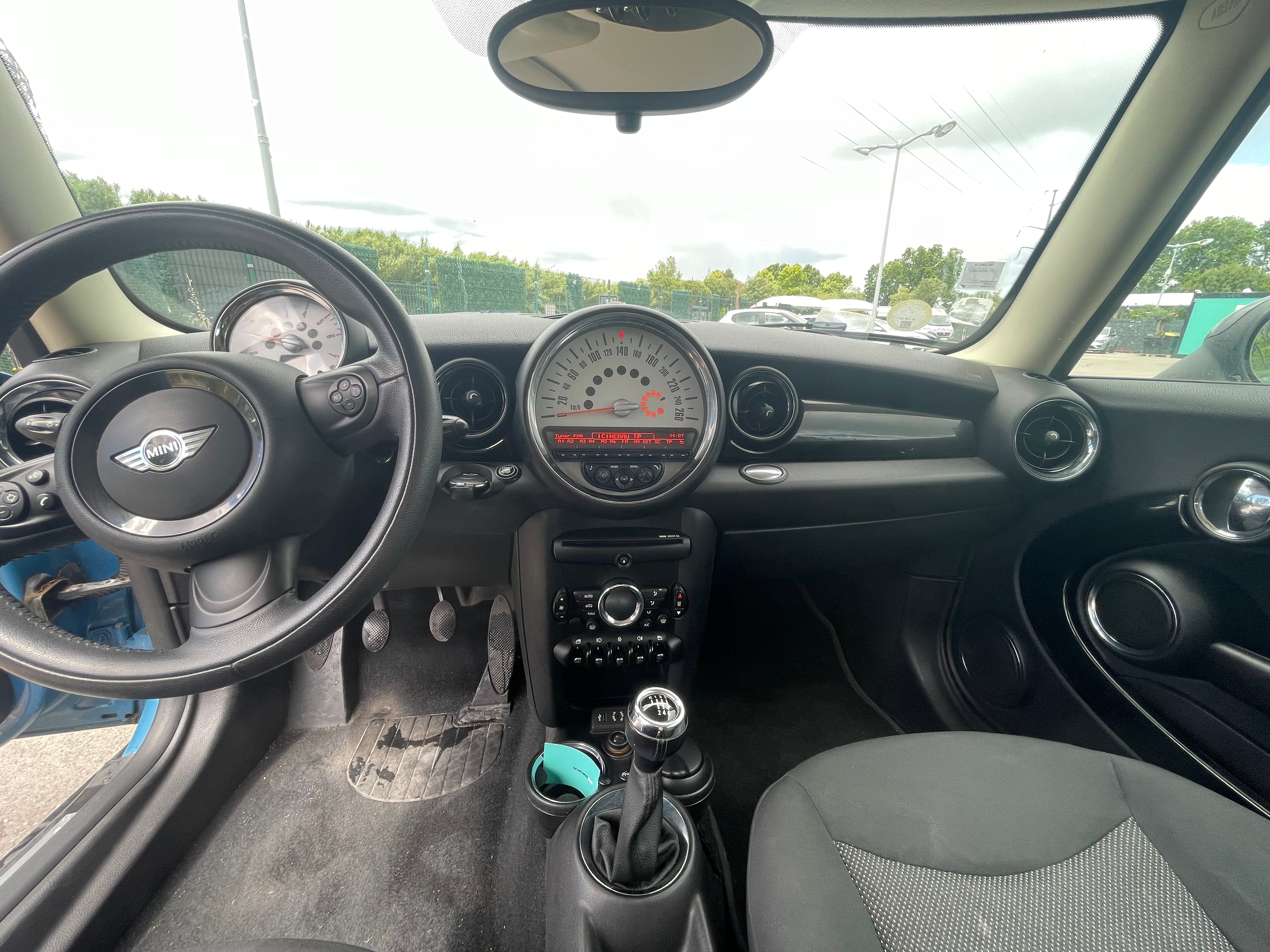 Mini Cooper 3 portes avec Caméra de recul