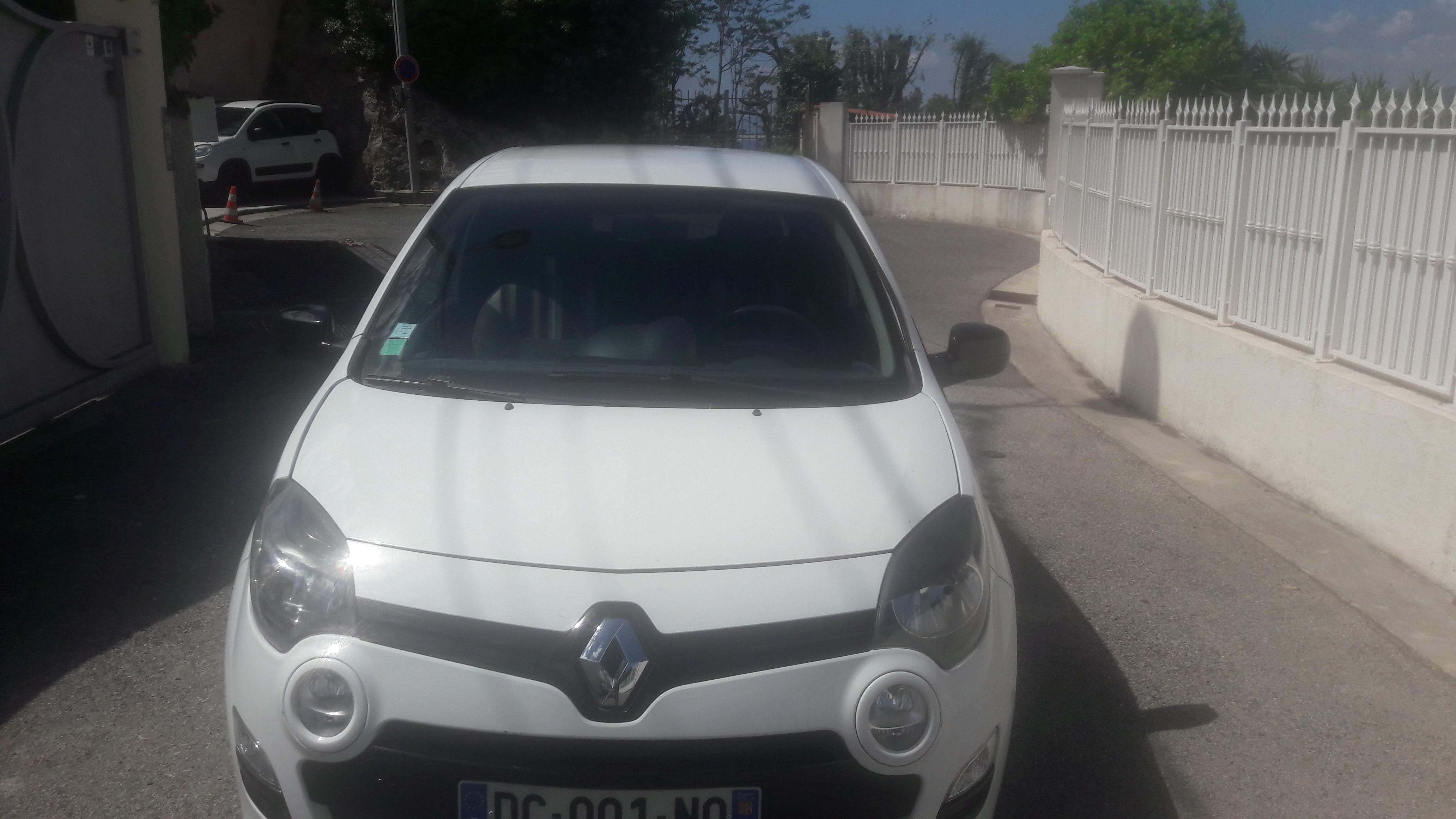 Renault Twingo II, 2014, Essence 98