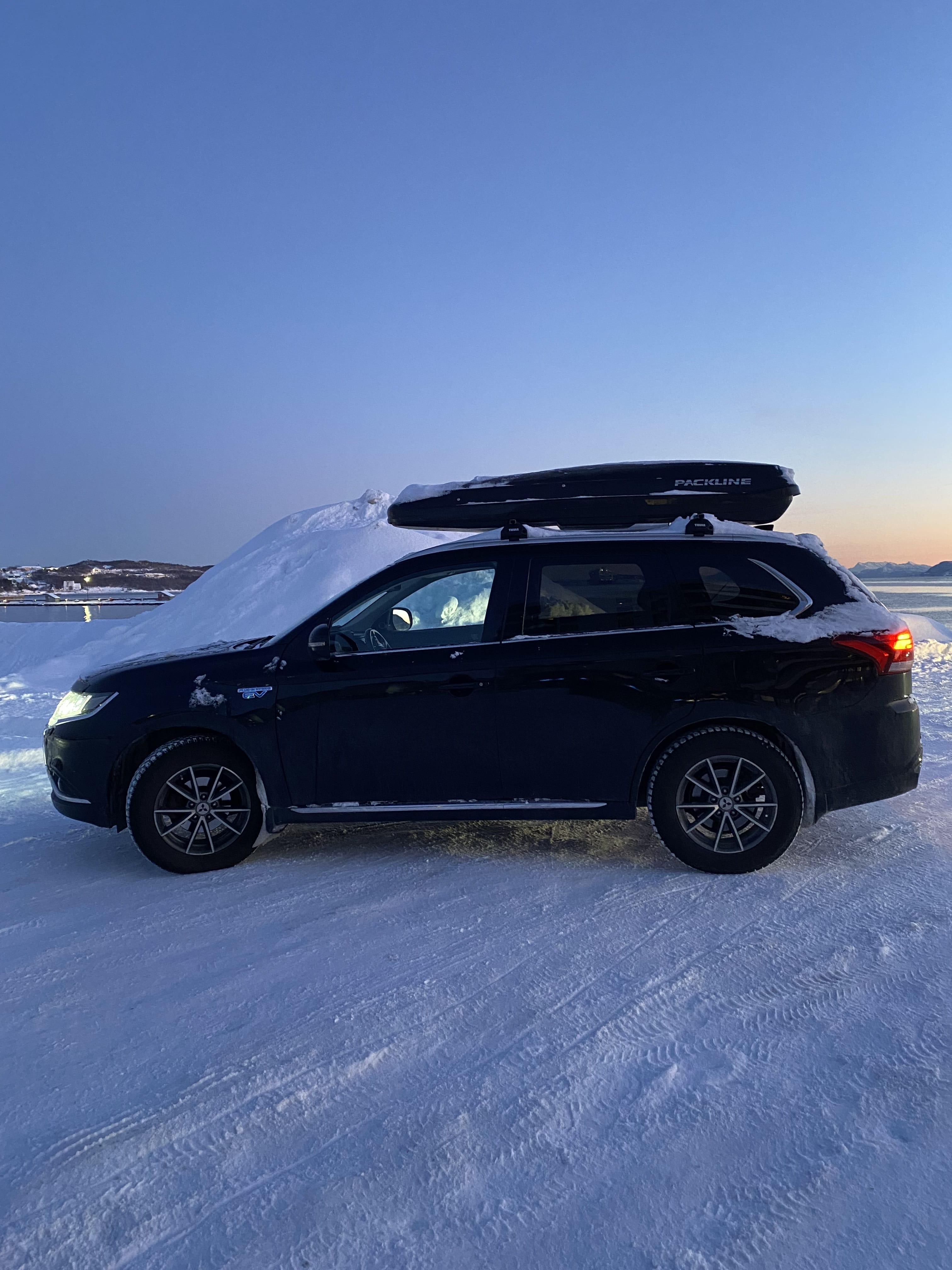 Mitsubishi Outlander PHEV Hybrid med Vinterdekk