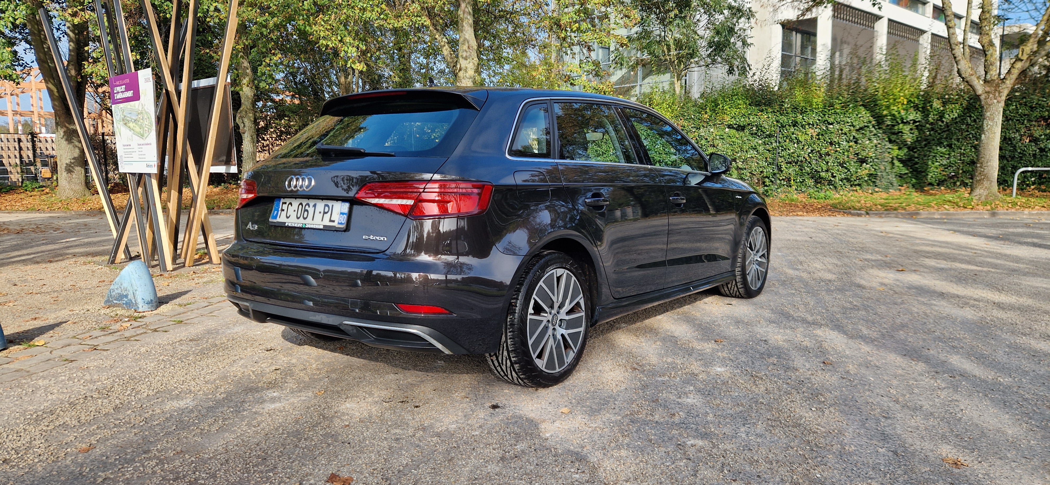 Audi A3 Sportback e-tron avec GPS