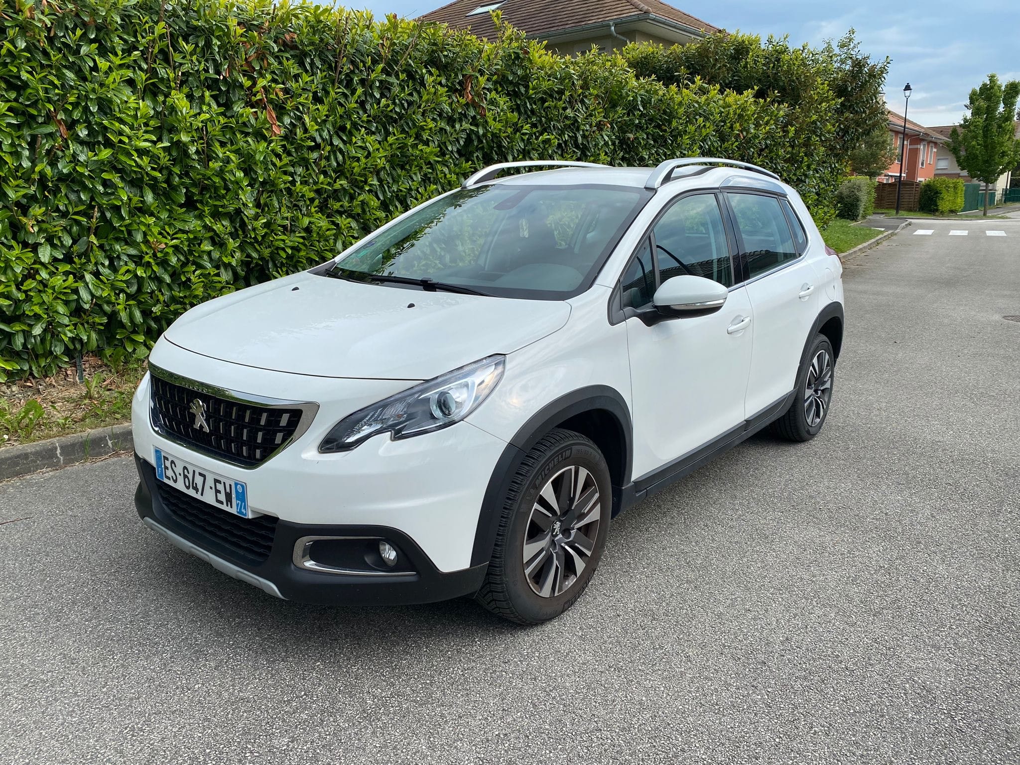 Peugeot 2008, 2017, Essence 95, automatique