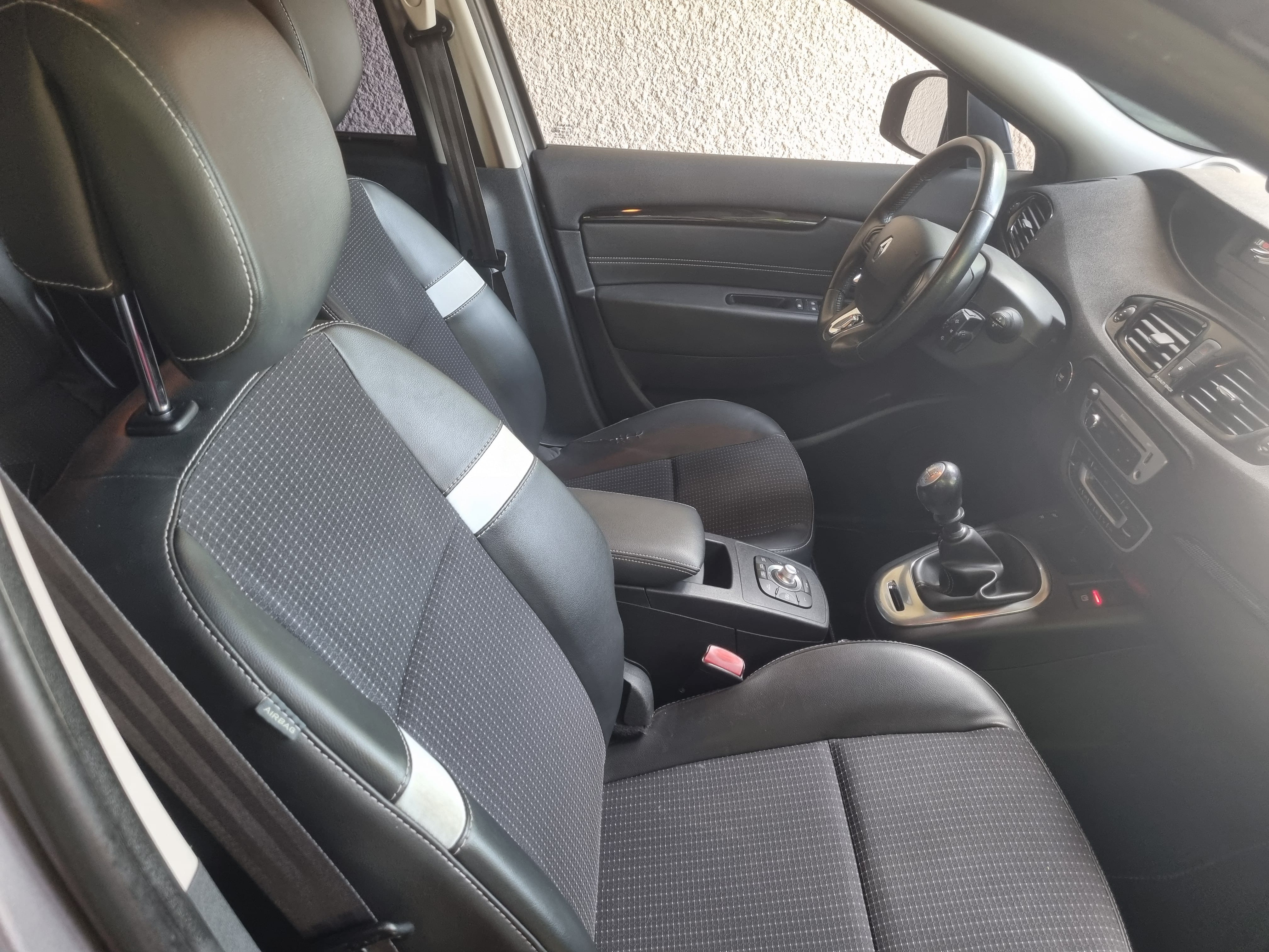 Renault Grand Scenic avec Régulateur de vitesse