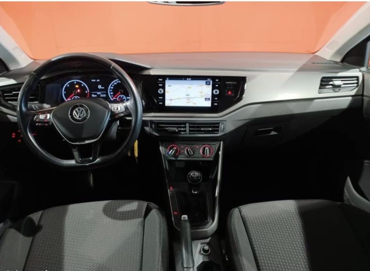 Volkswagen Polo avec Siège bébé