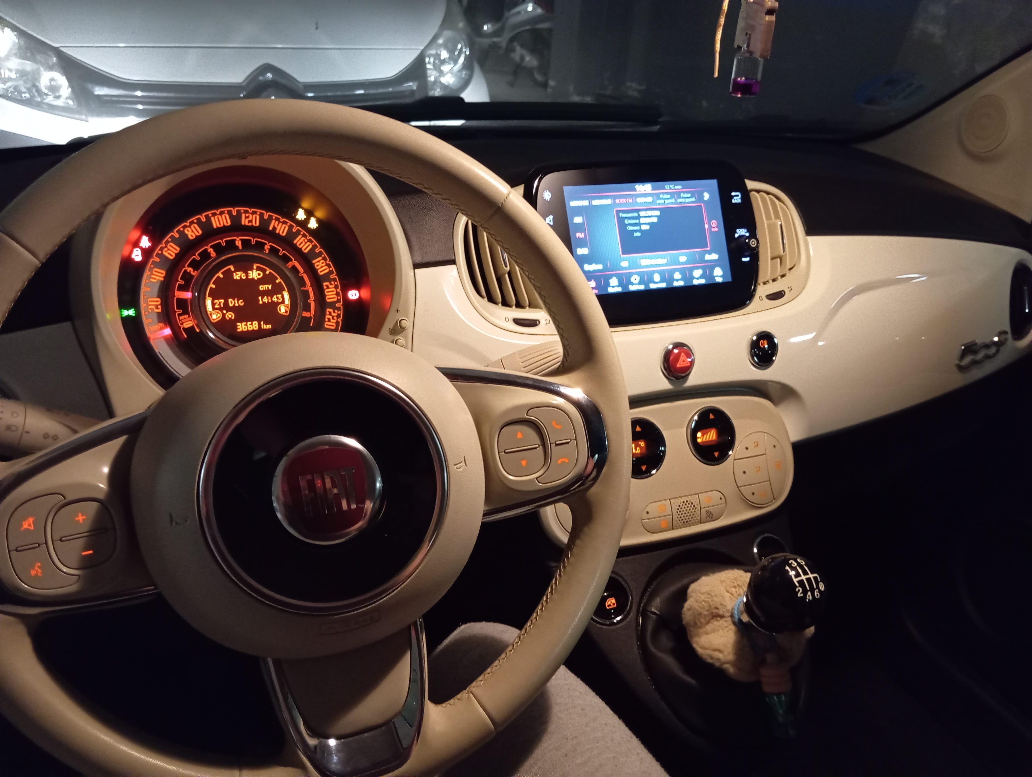 Fiat 500 C 1.0 Hybrid Dolcevita con Audio Bluetooth