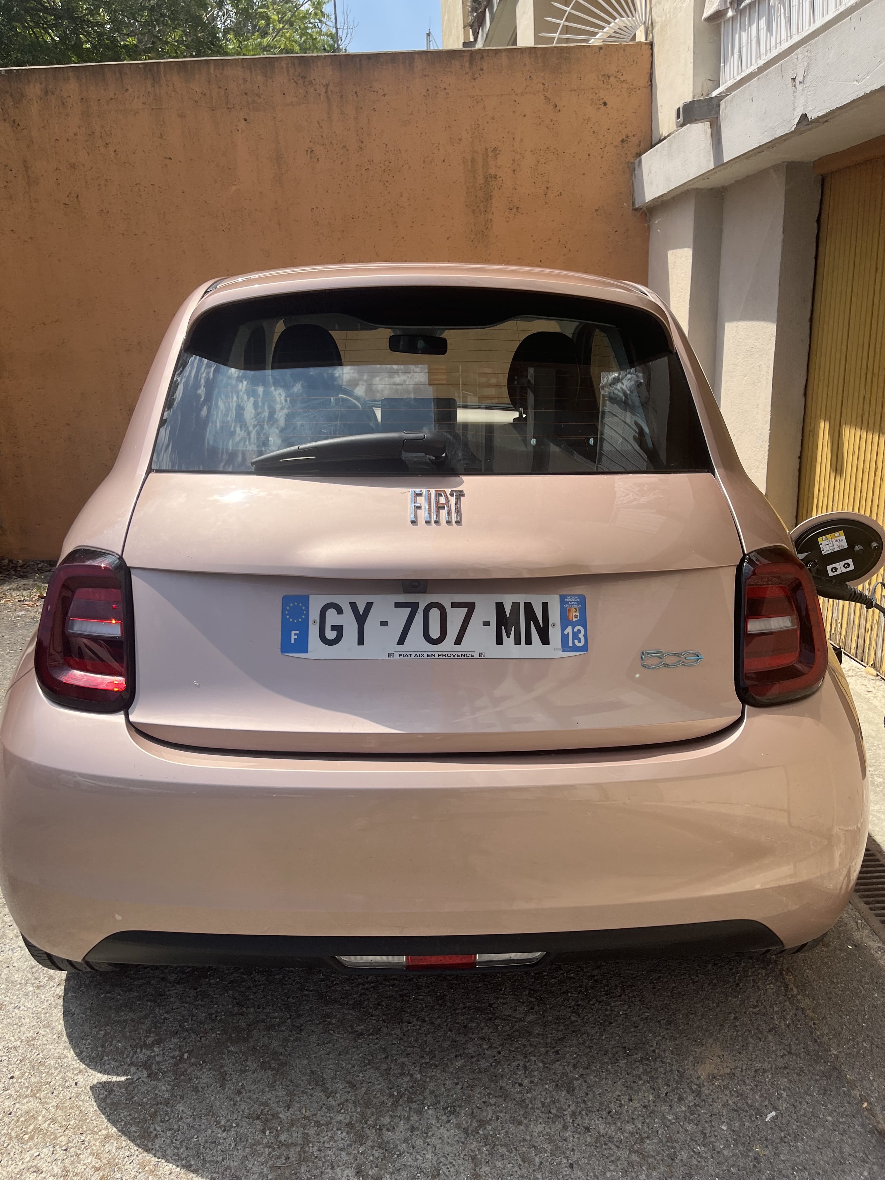 Fiat 500e avec GPS