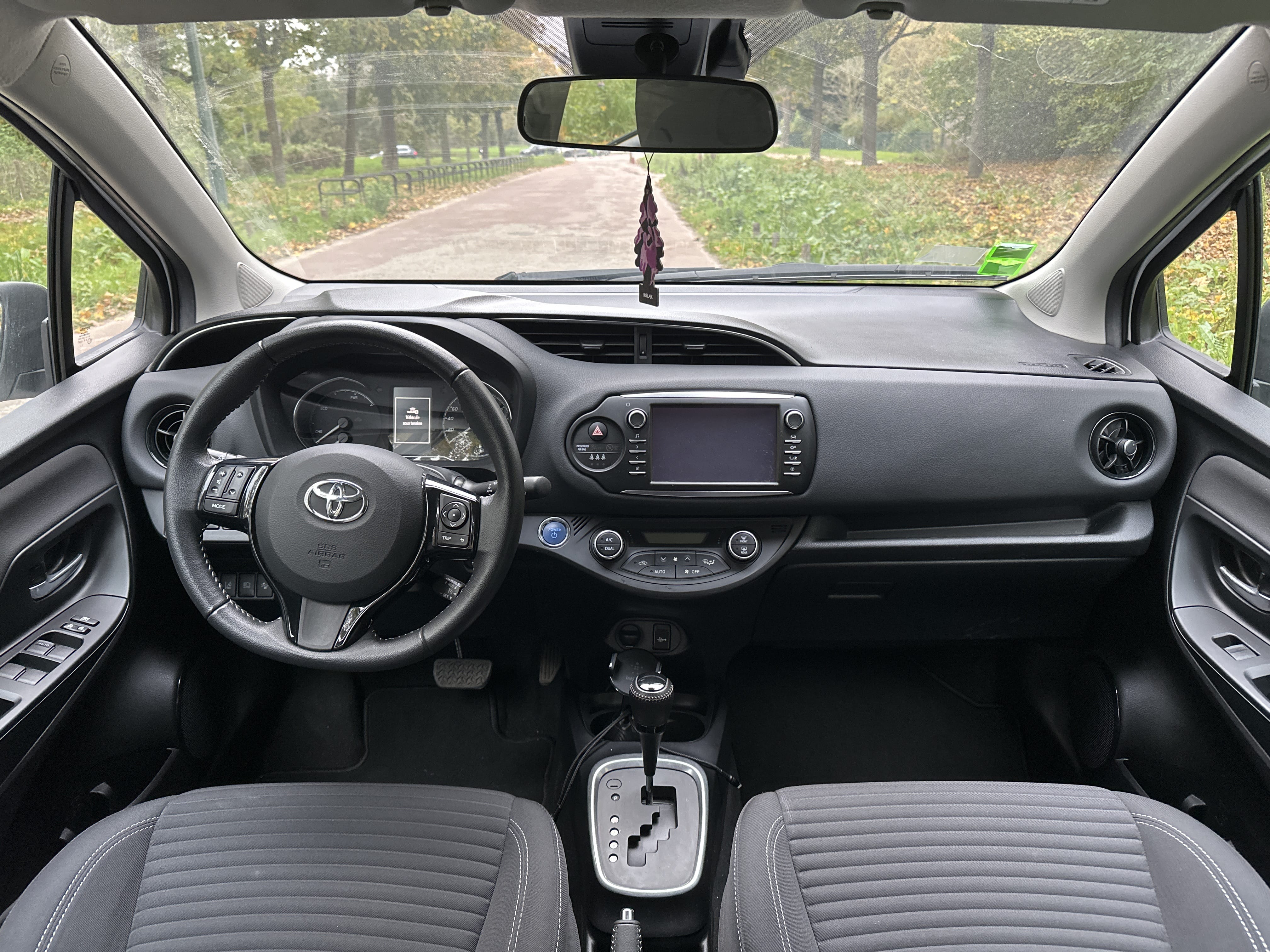 Toyota Yaris Hybride avec Régulateur de vitesse