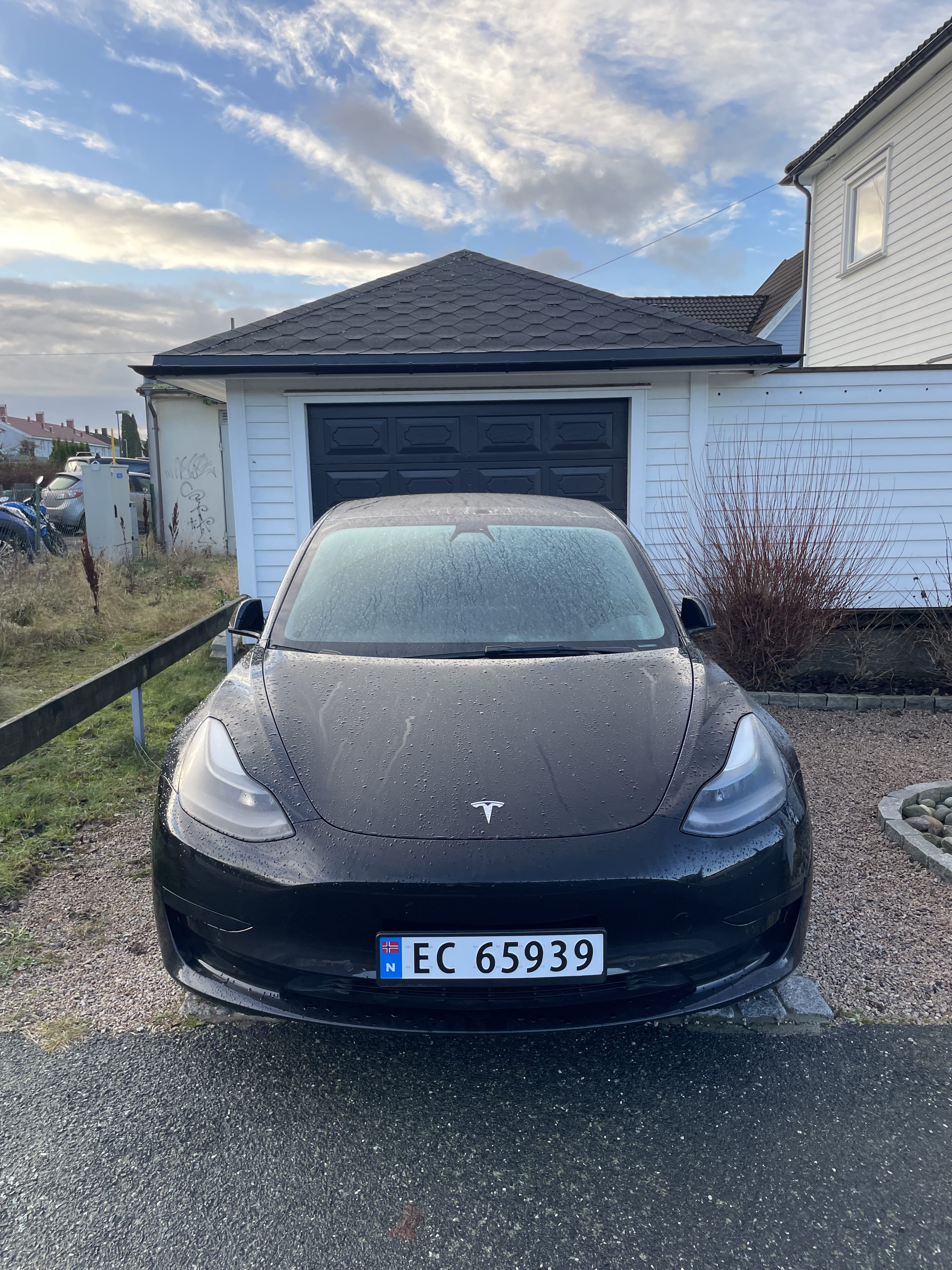 Tesla Model 3 Standard Range Plus with GPS