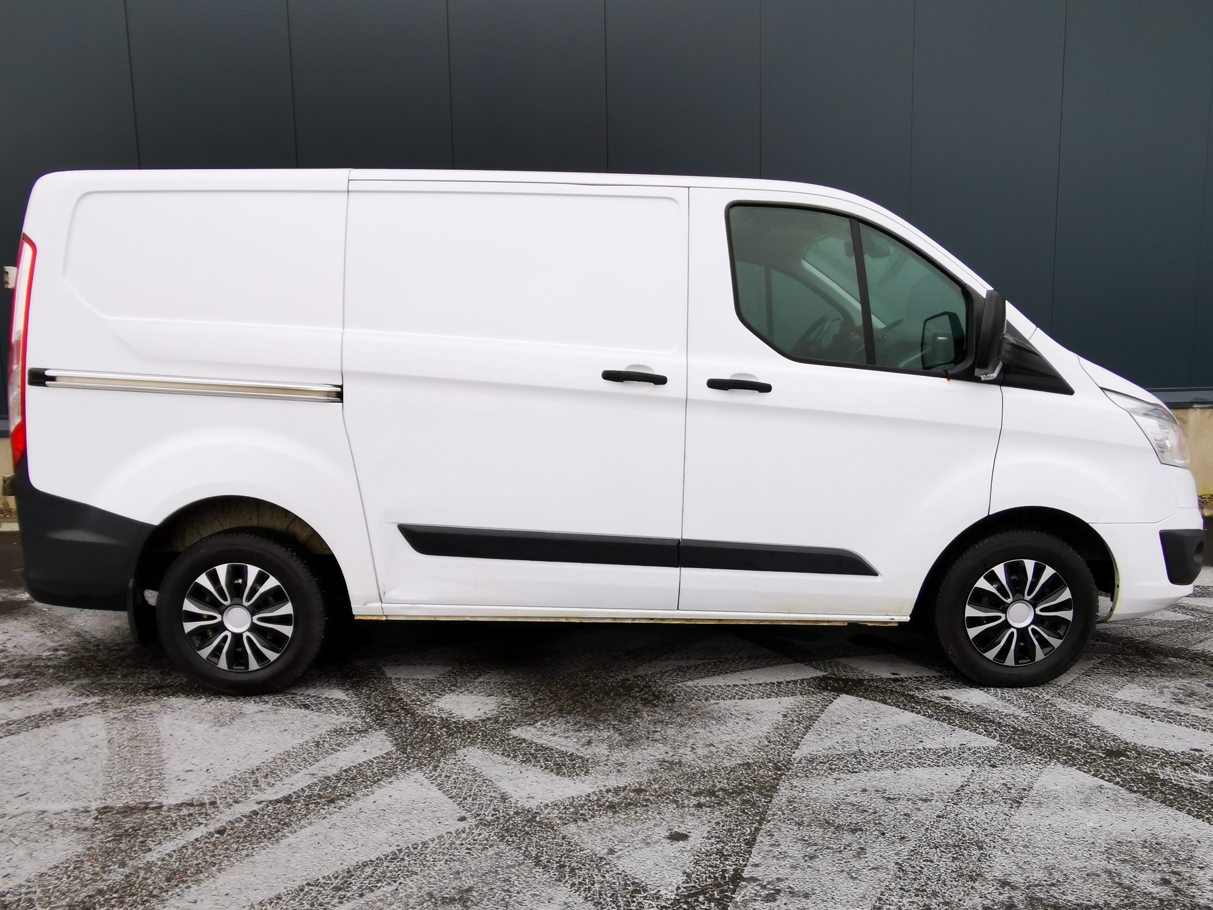 Ford Transit Custom Varebil med Aircondition