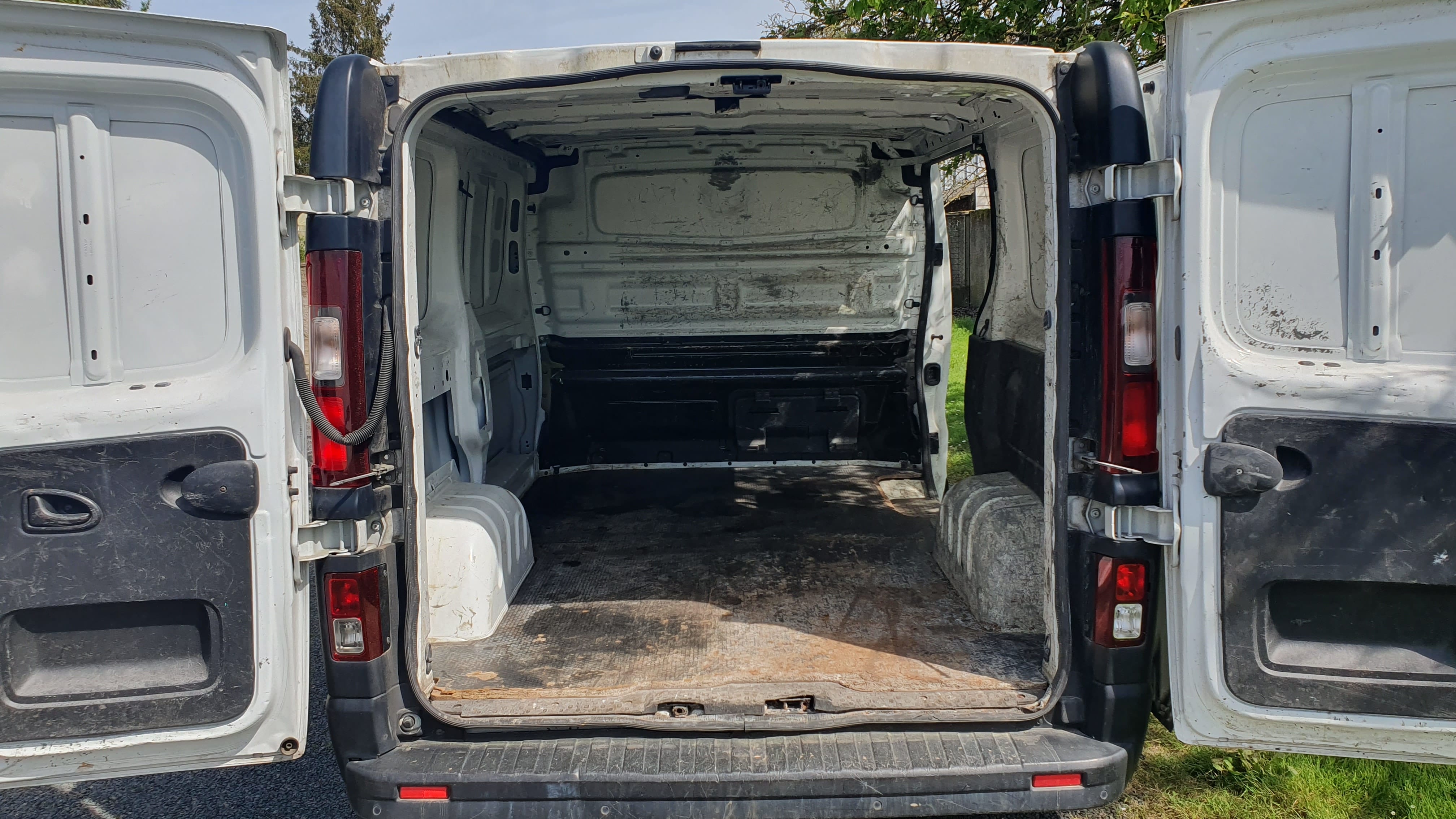 Renault Trafic L1H1 Radar de Recul avec Climatisation