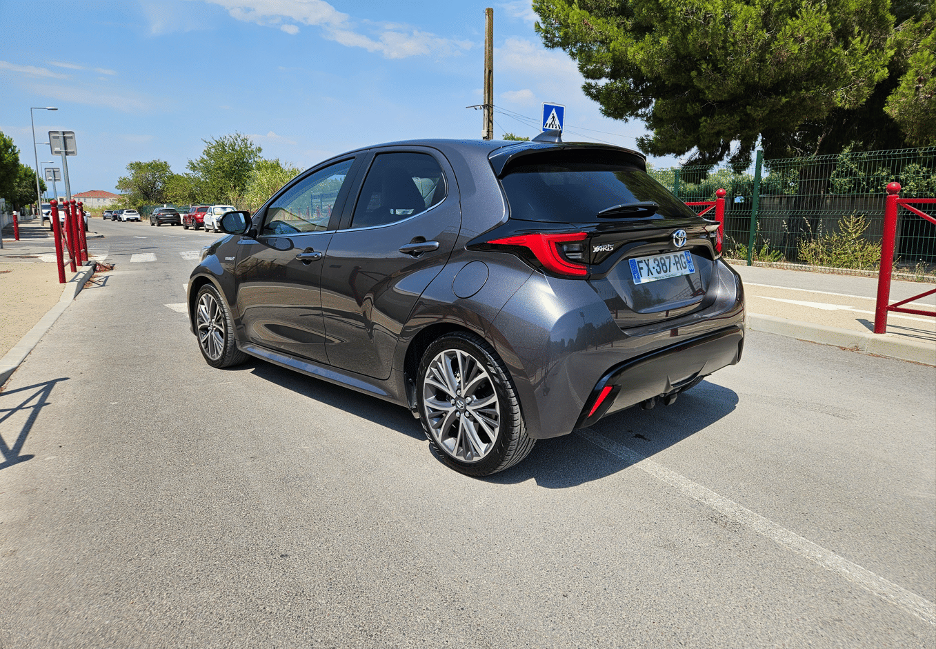 Toyota Yaris Hybride con Cámara de marcha atrás
