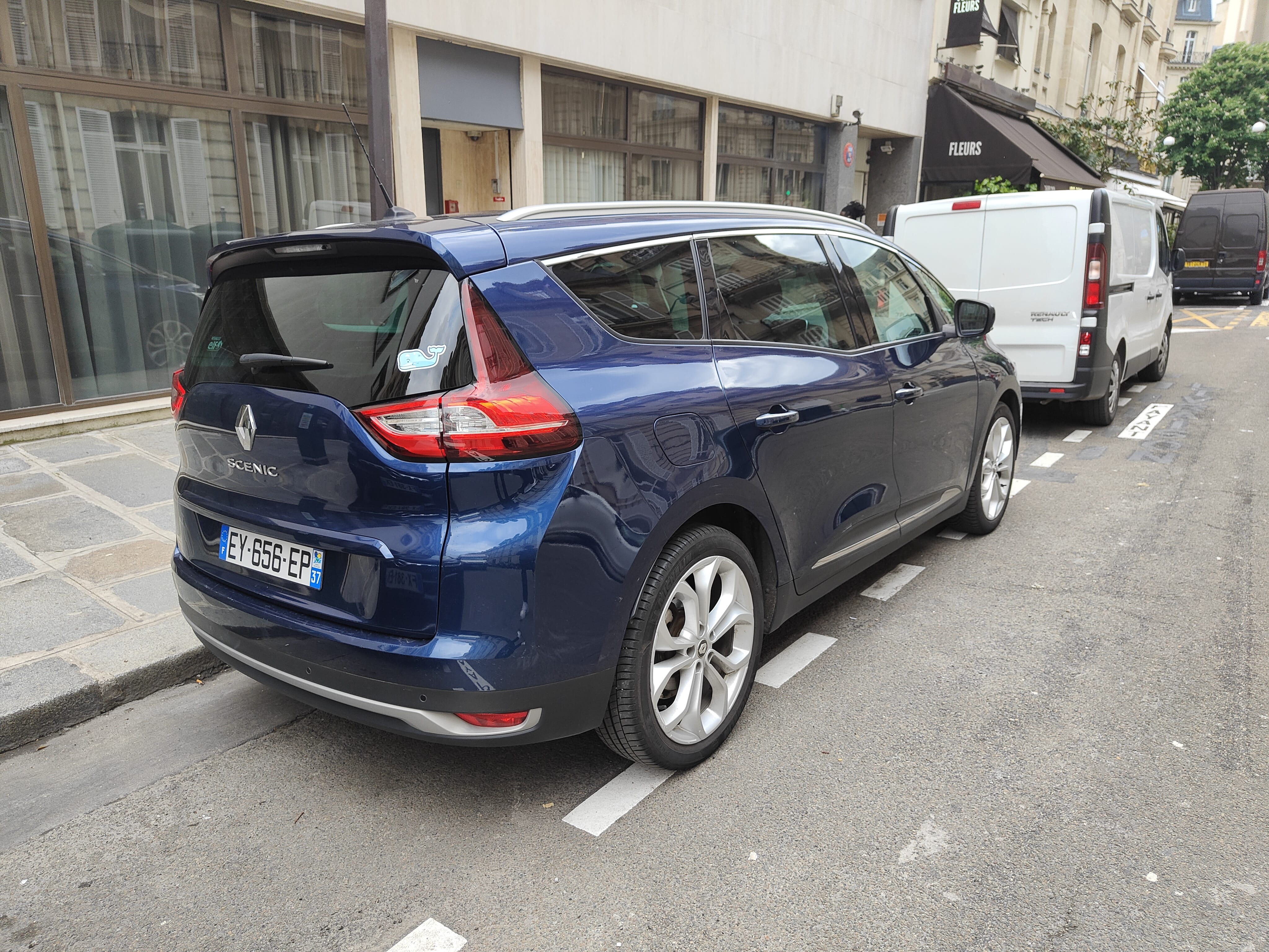 Renault Grand Scenic 1.5 DCi avec GPS