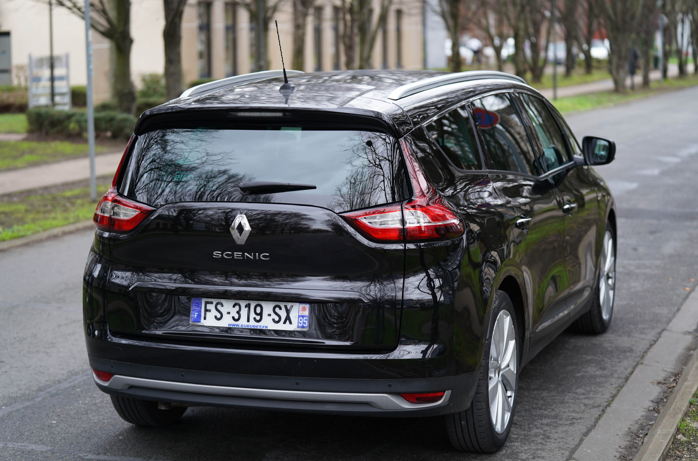 Renault Grand Scenic avec Apple CarPlay