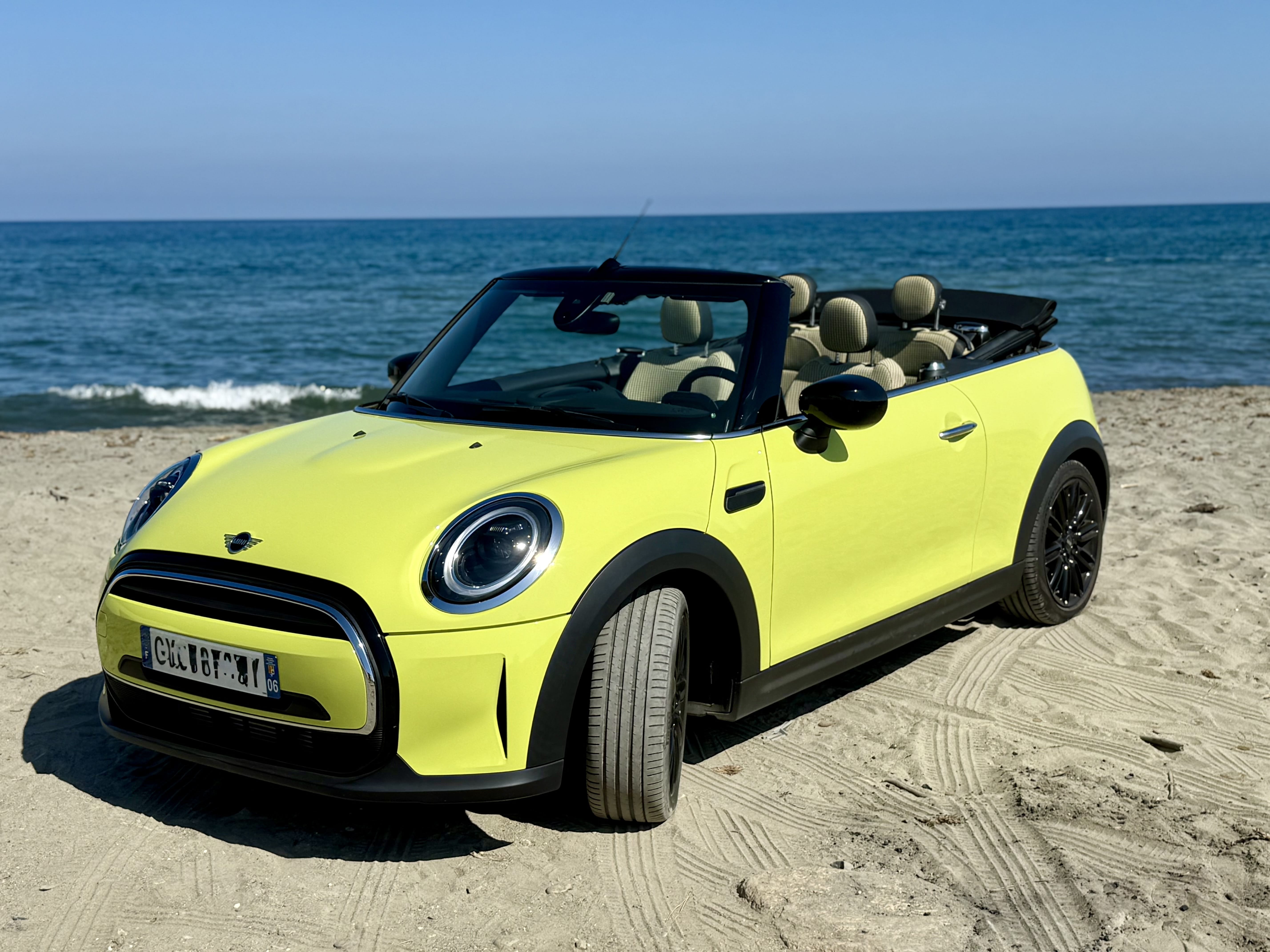 Mini Cooper Convertible F57, 2023, Essence 95, automatique