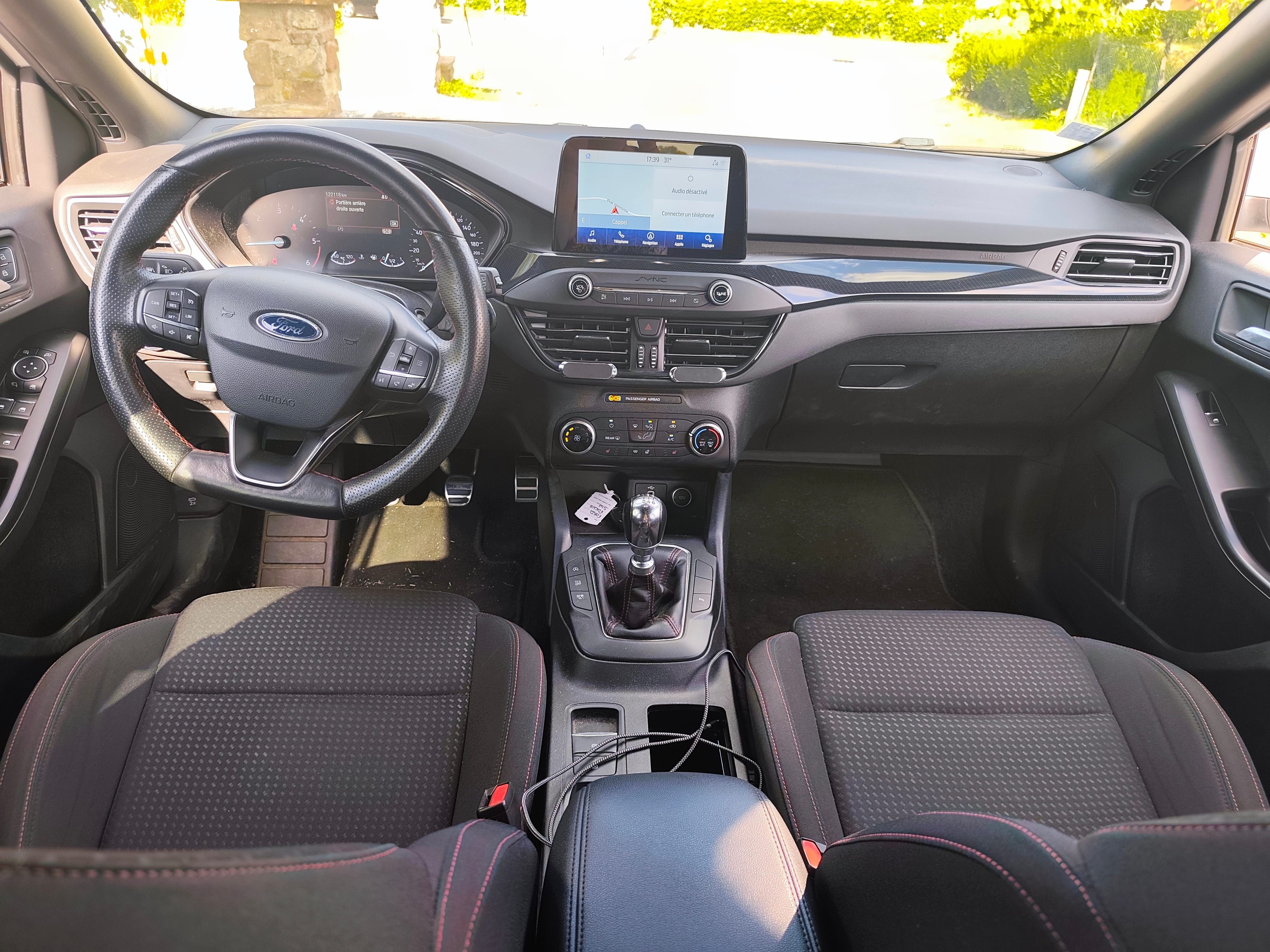 Ford Focus ST Line avec Régulateur de vitesse