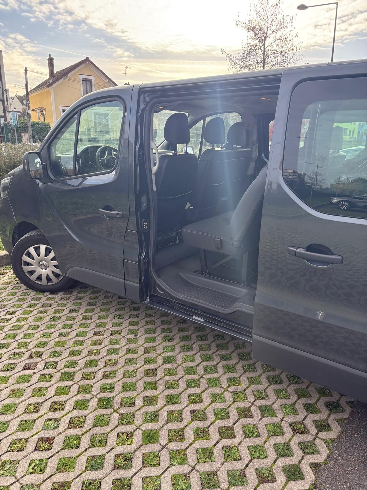 Nissan Primastar avec Climatisation