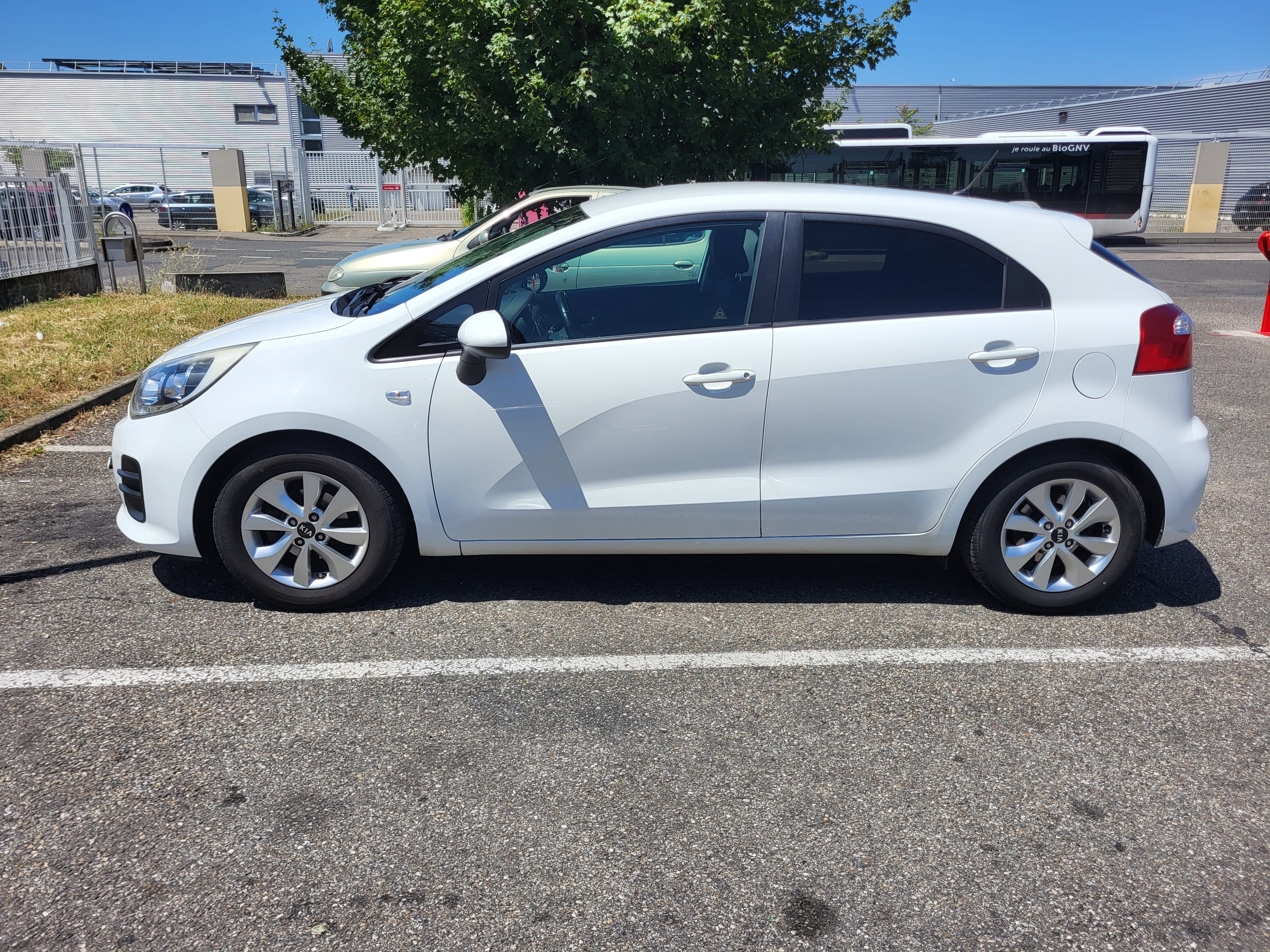 Kia Rio avec Climatisation