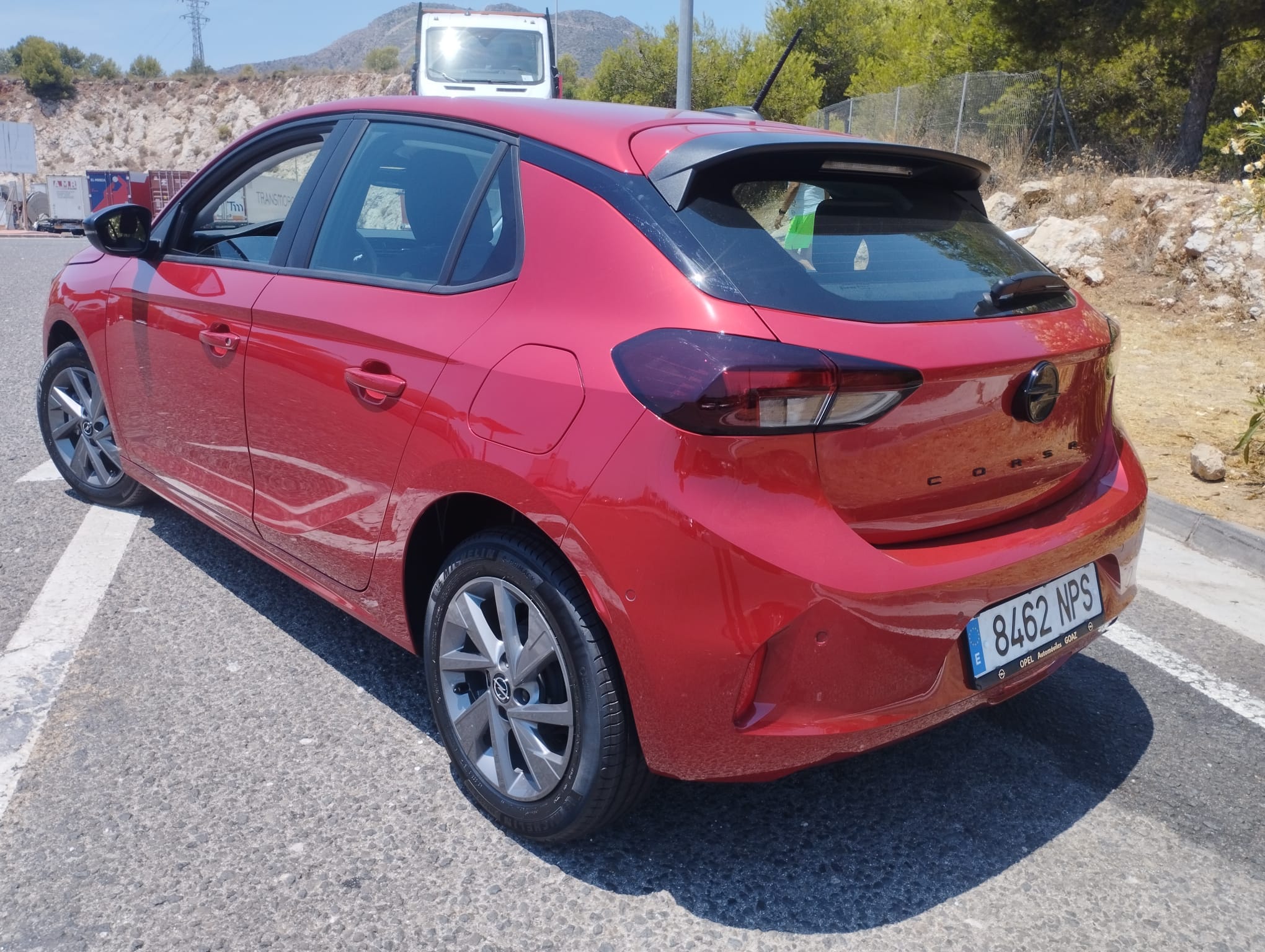 Opel Corsa 1.2 con Cámara de marcha atrás
