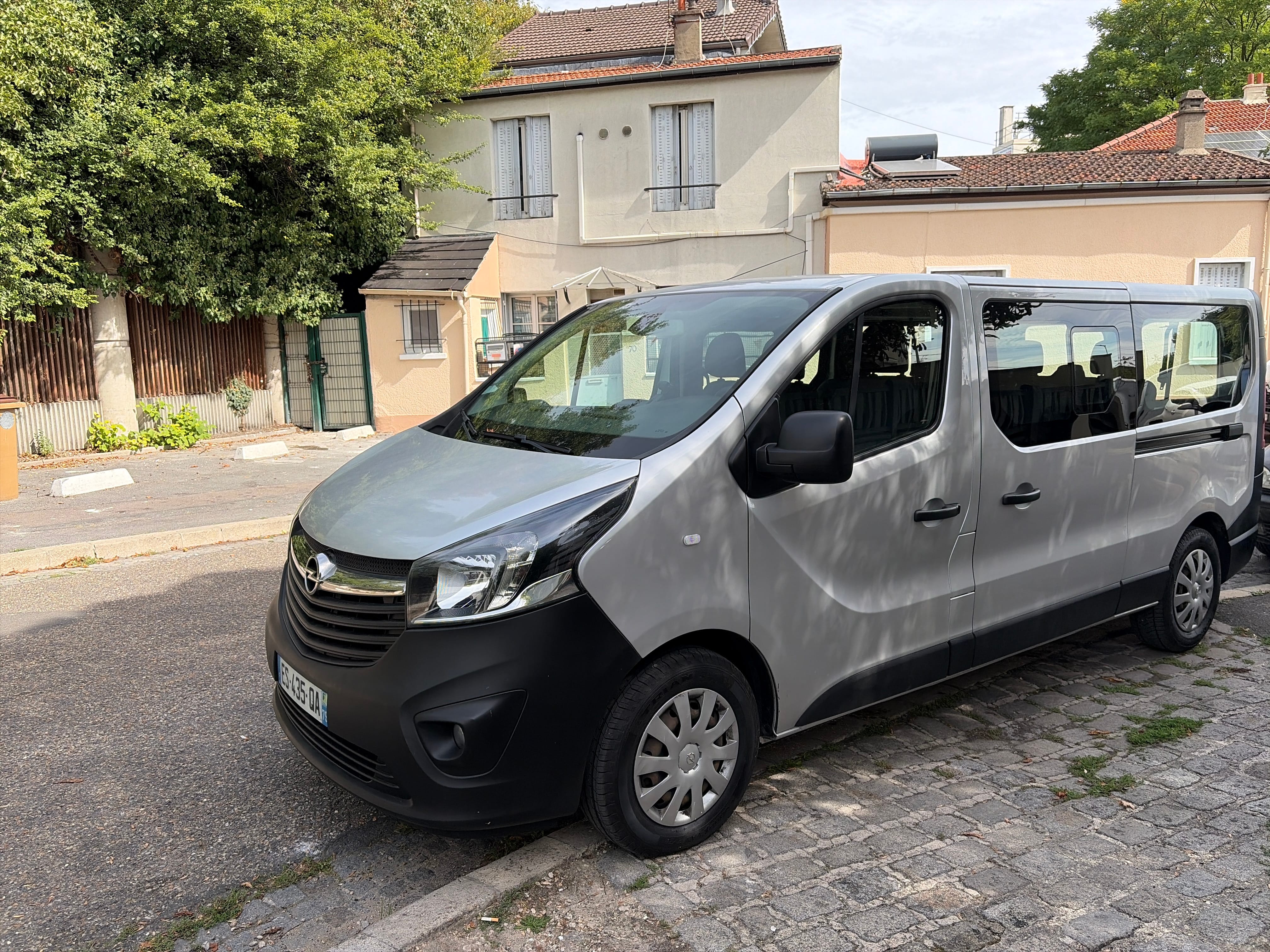 Opel Vivaro Combi, 2017, Diesel, 9 places et plus