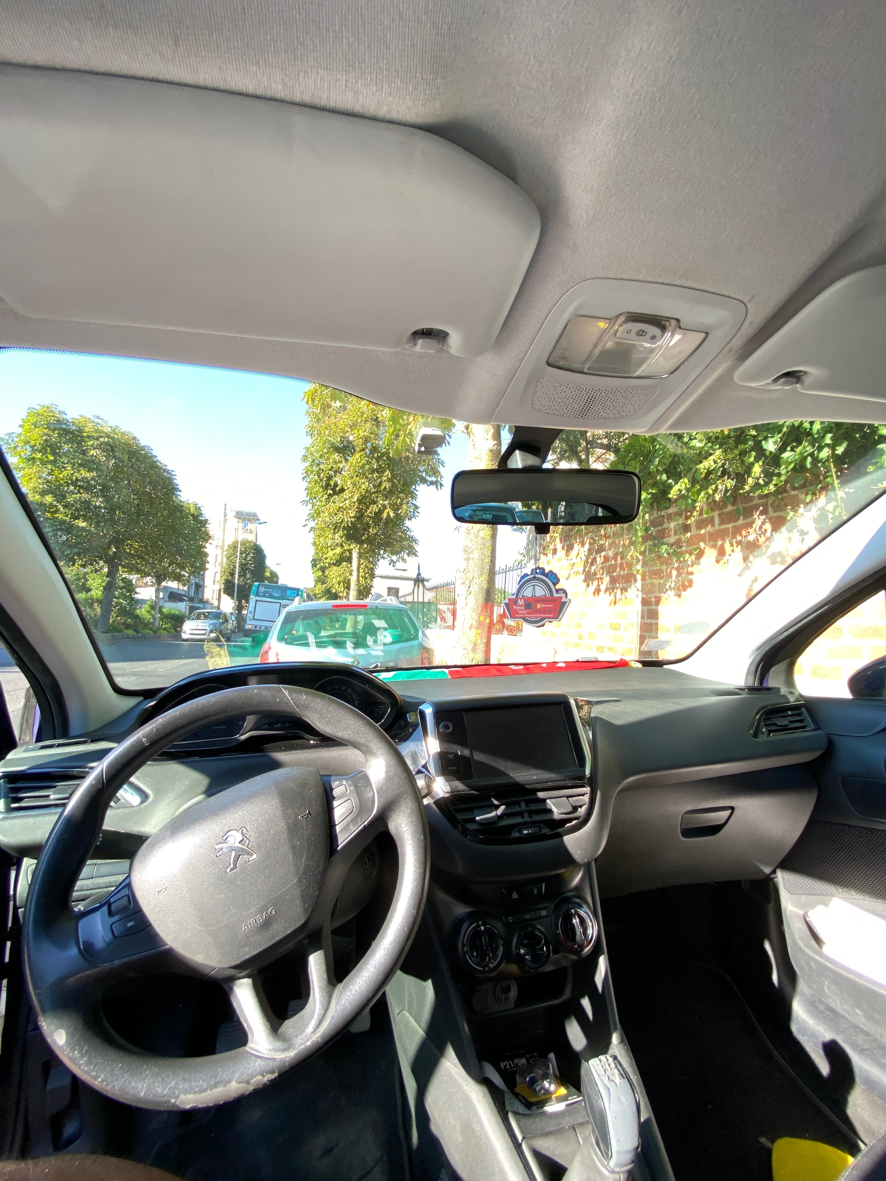 Peugeot 208 avec Port USB