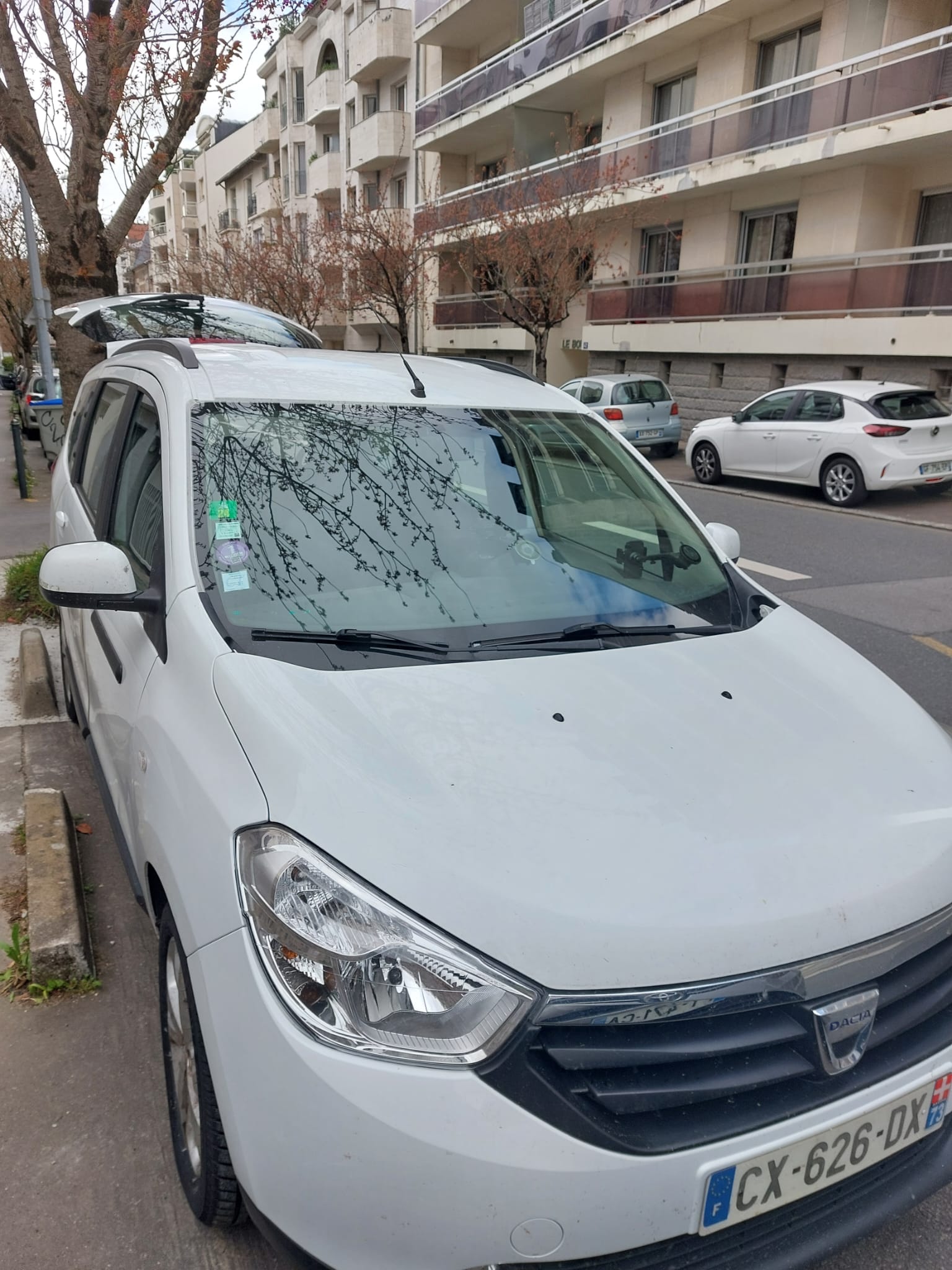 Dacia Lodgy avec Entrée audio / iPod