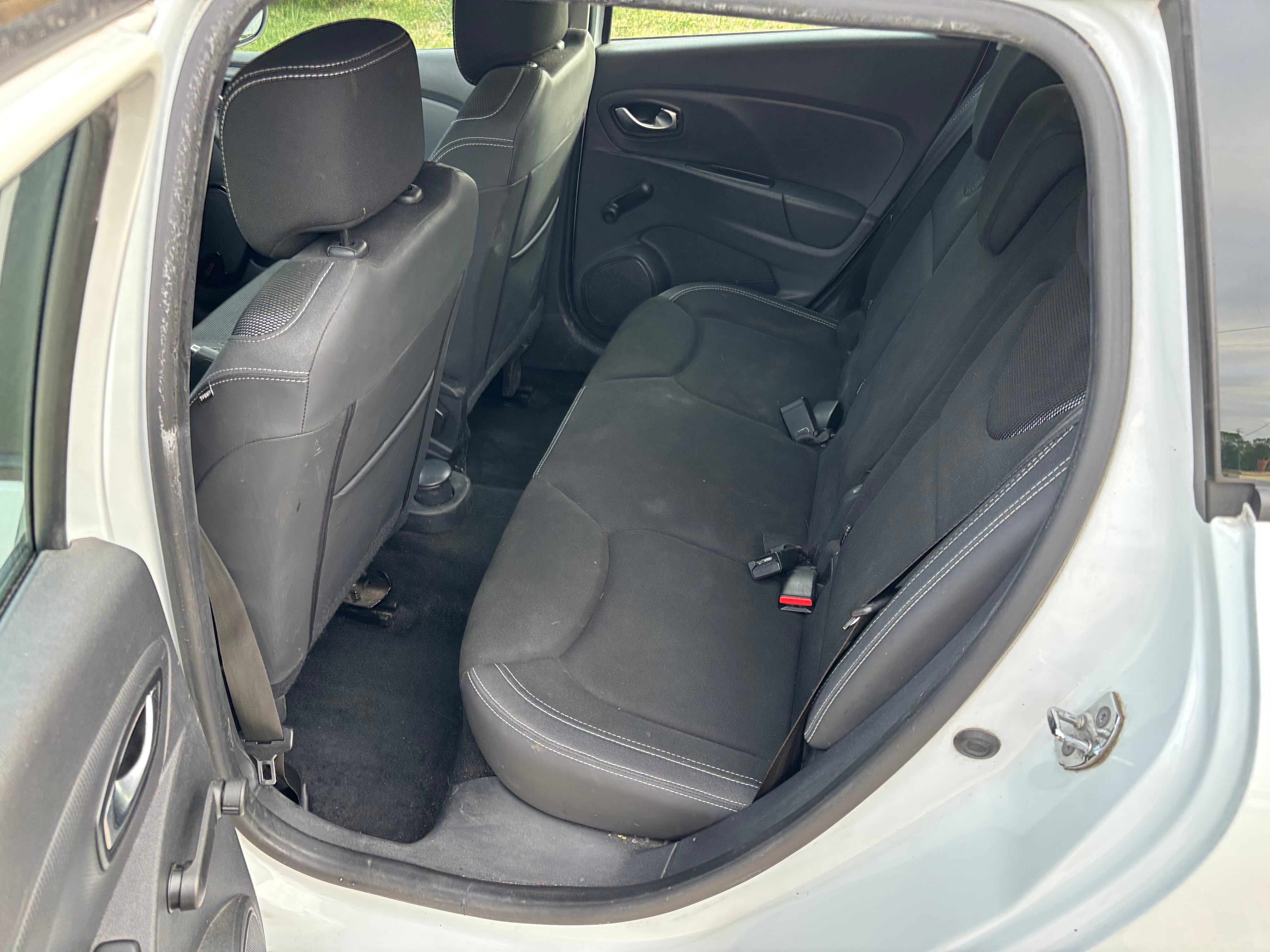 Renault Clio Estate