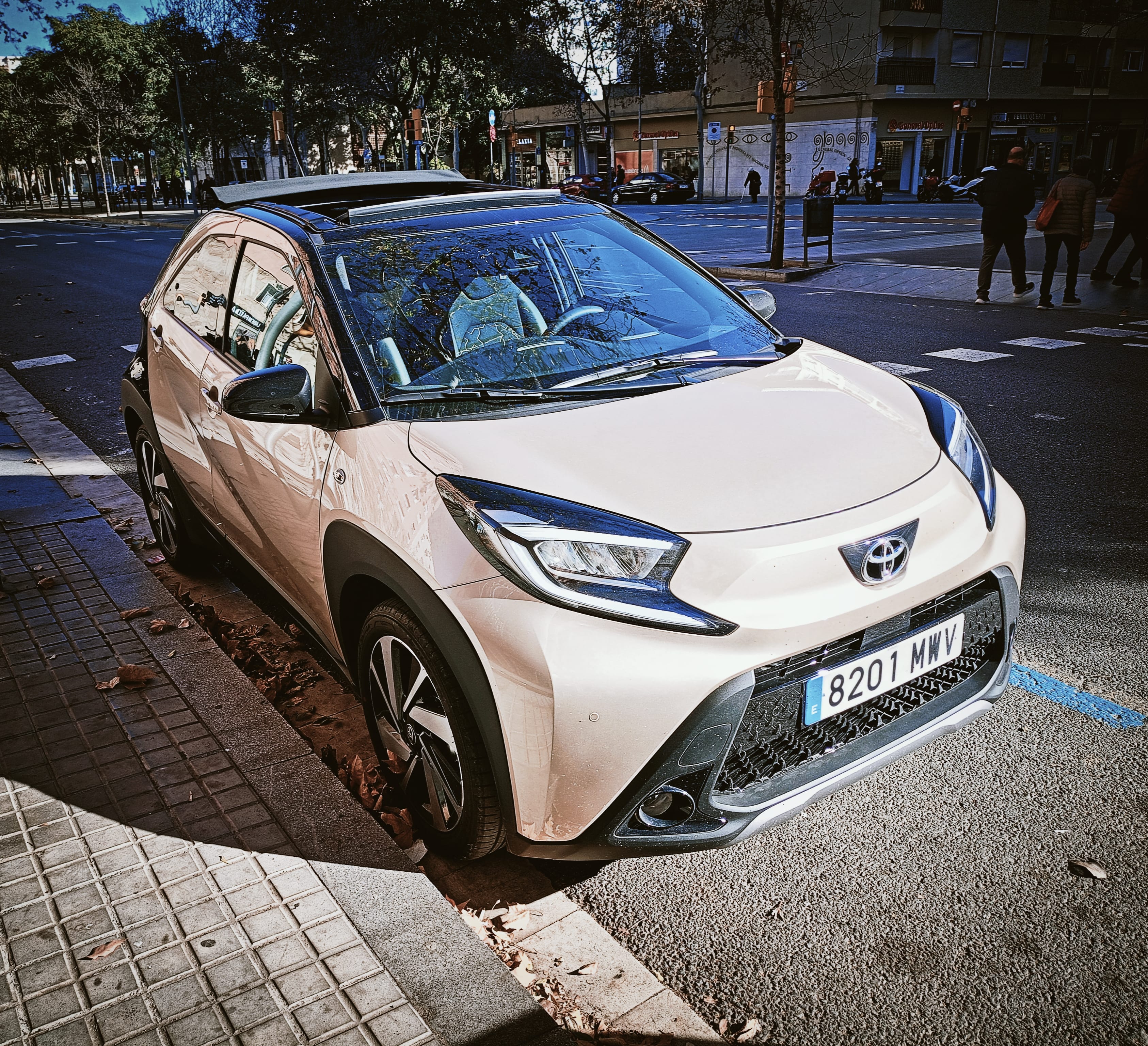 Toyota Aygo X Cross Chic -OPEN Air- med Aircondition