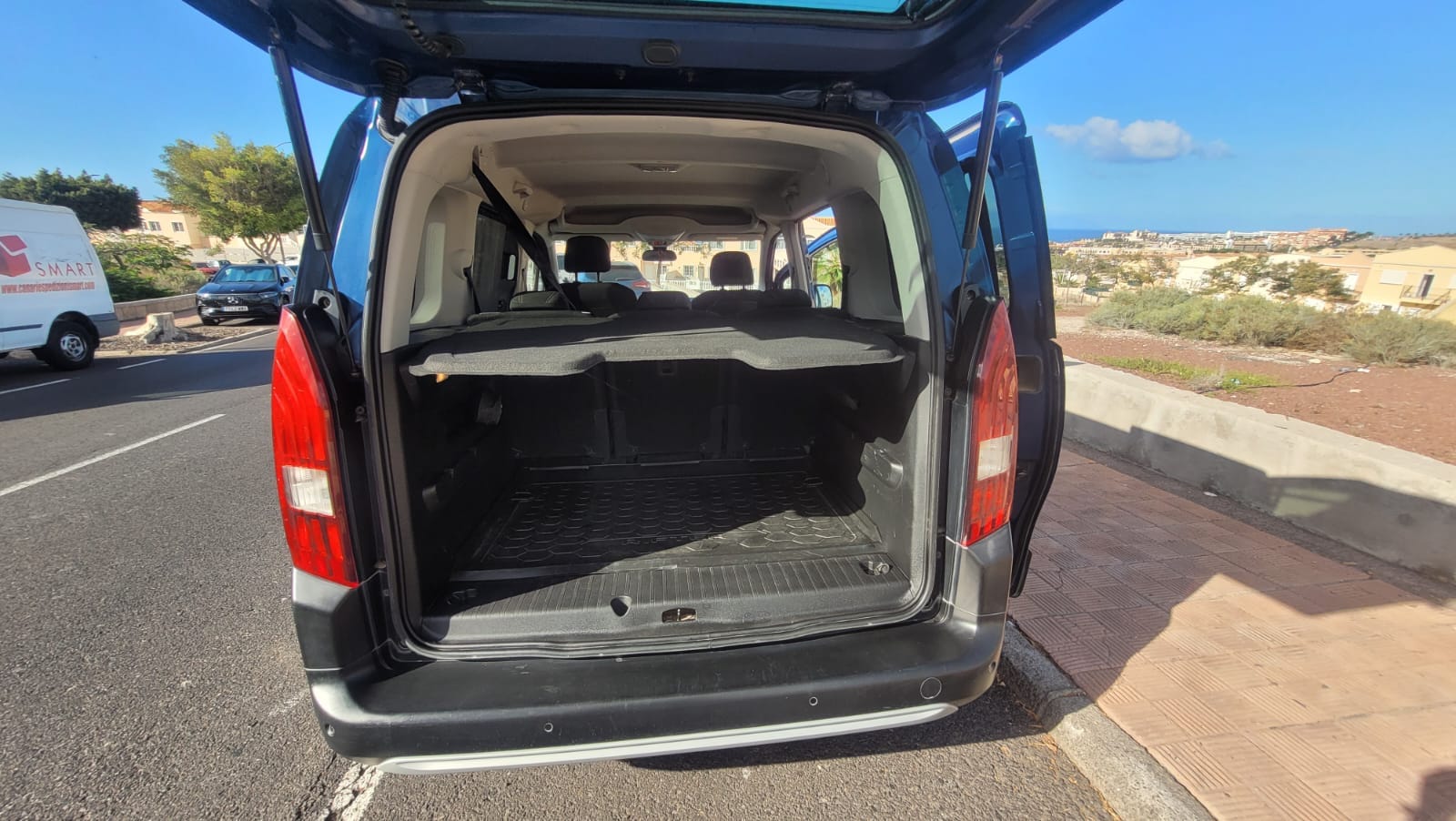 Peugeot Rifter con Silla infantil
