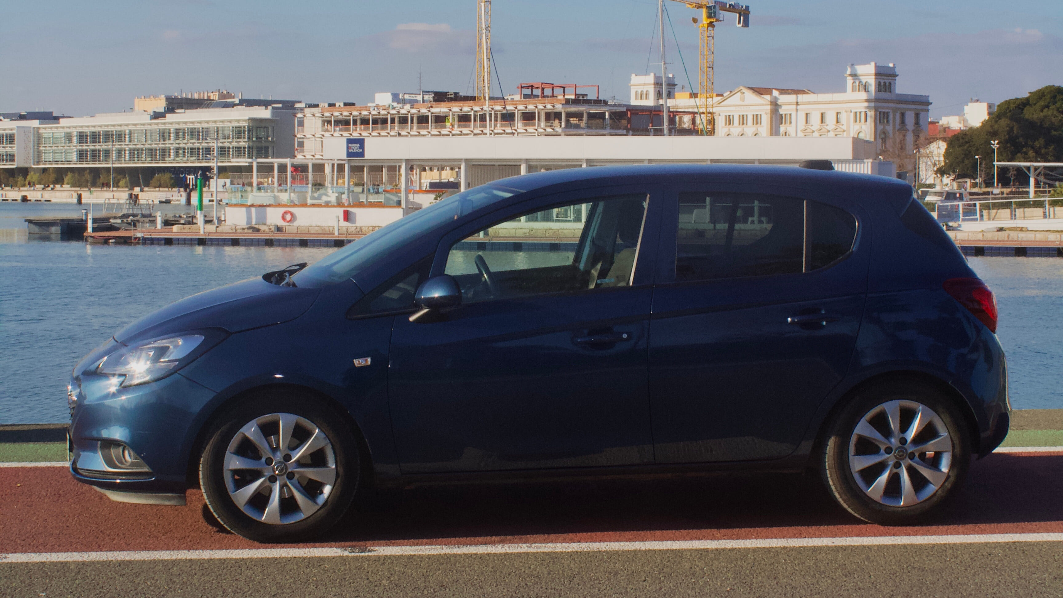 Opel Corsa con Aire acondicionado