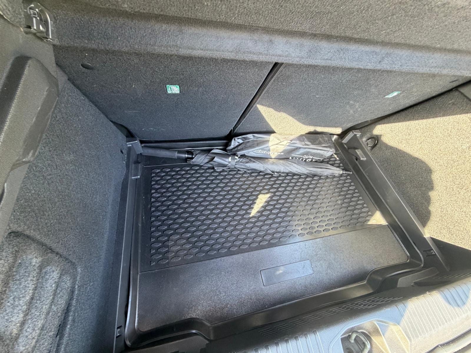 Renault Clio 1.0 avec Audio Bluetooth