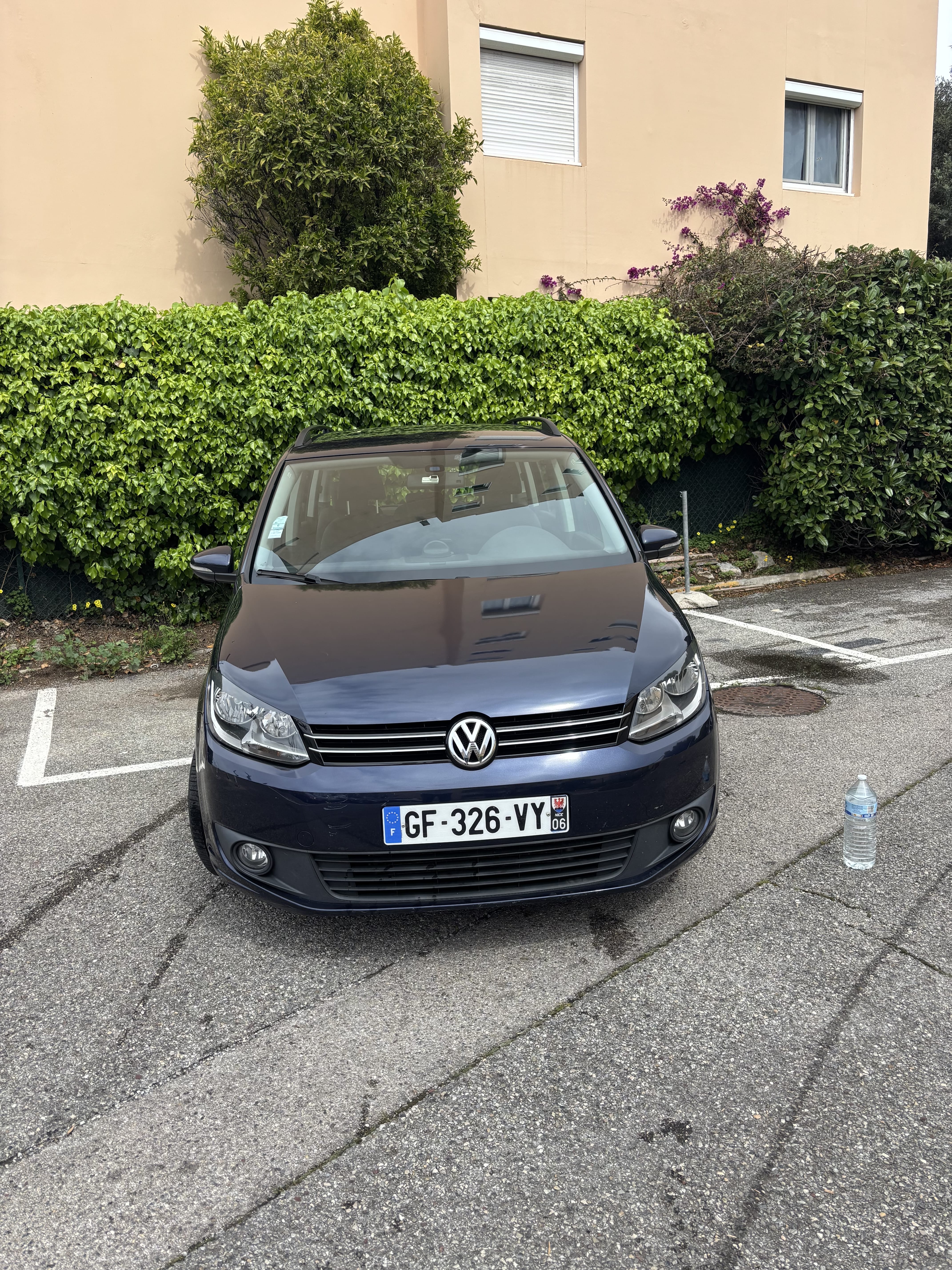 Volkswagen Touran, 2015, Diesel, 7 Sitze