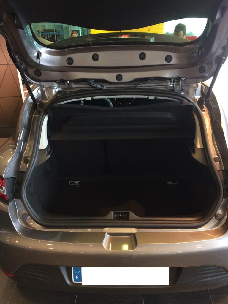 Renault Clio avec Entrée audio / iPod
