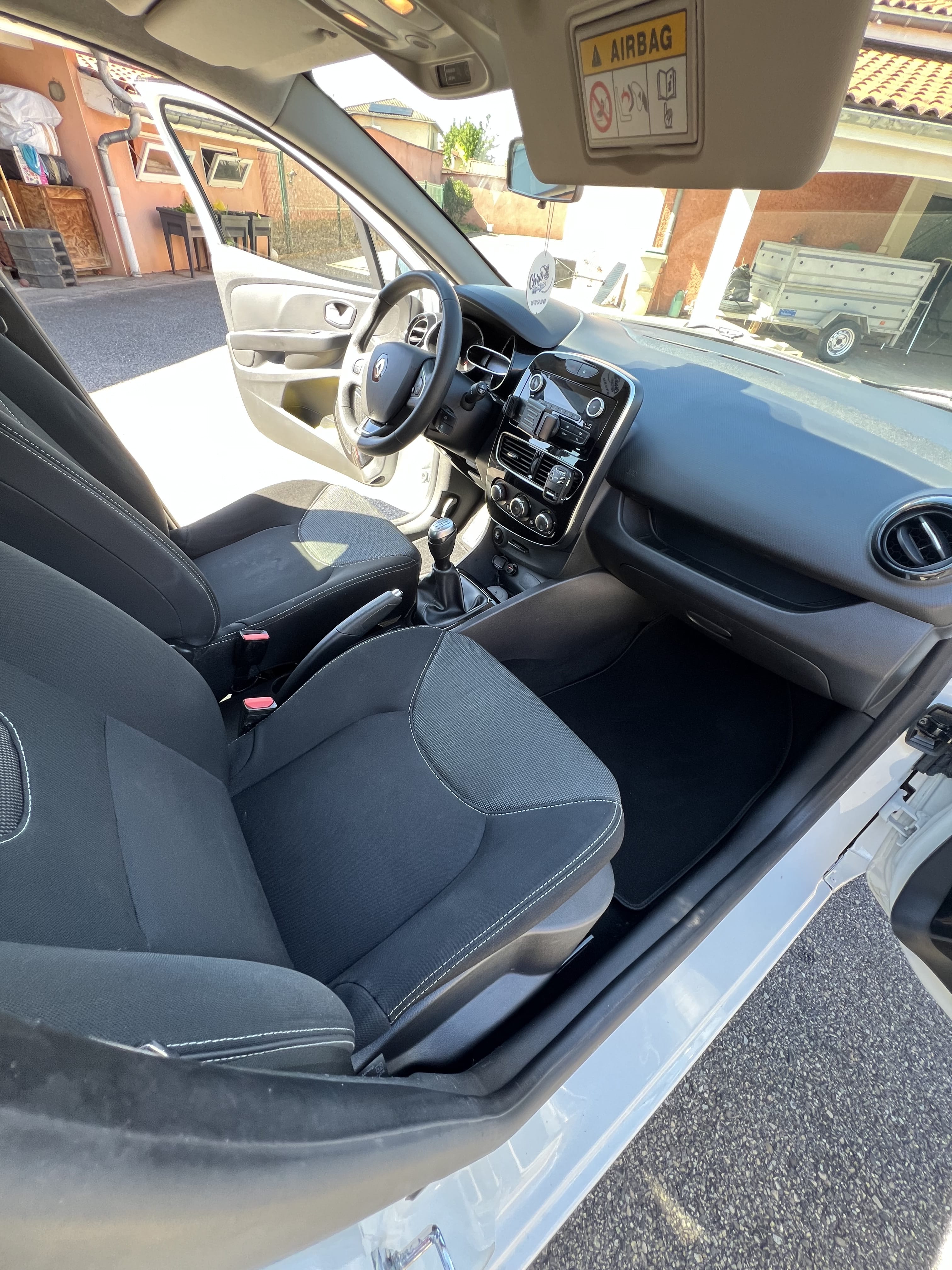 Renault Clio IV 2019 essence