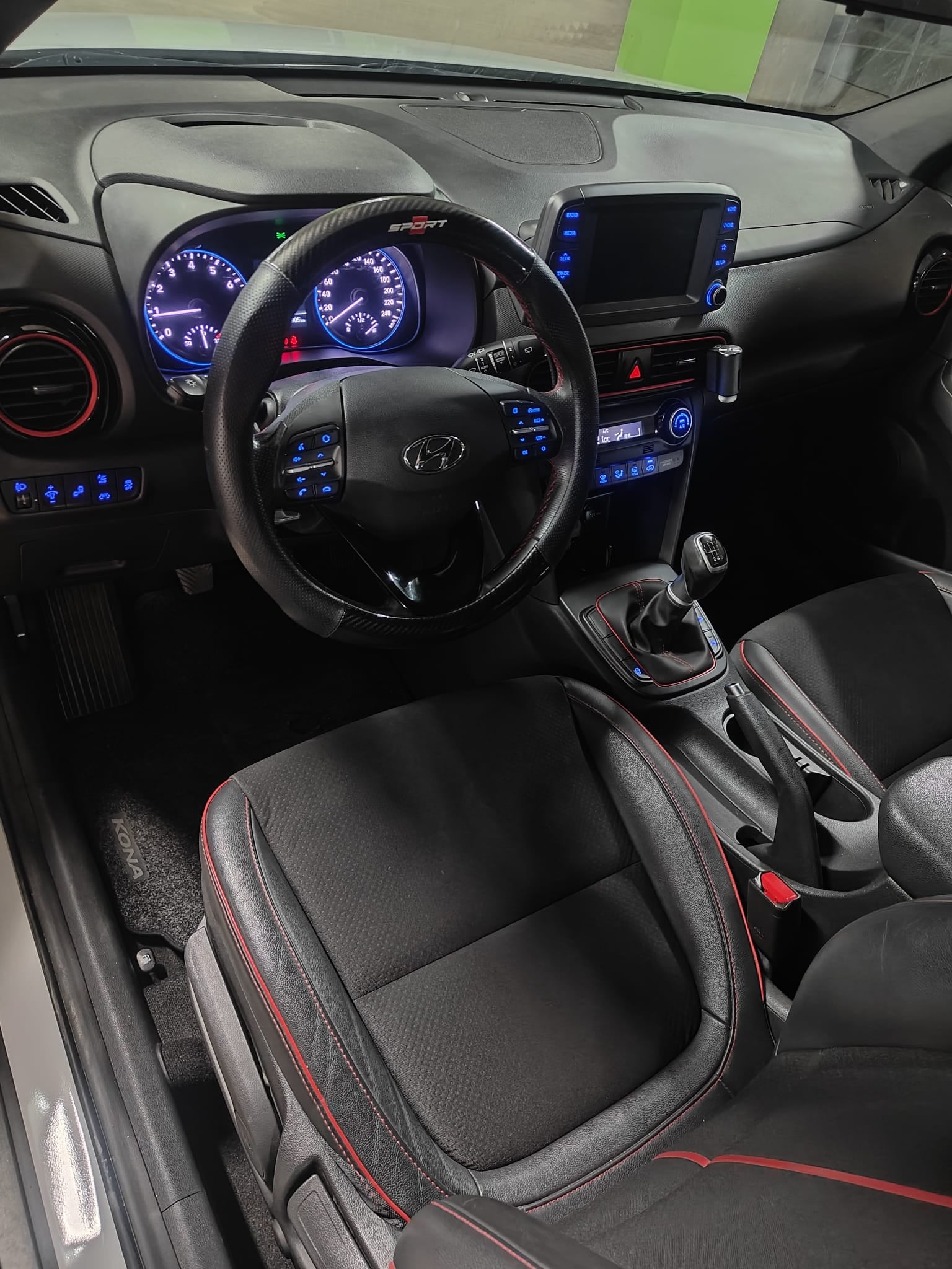 Hyundai Kona 120 CV avec GPS