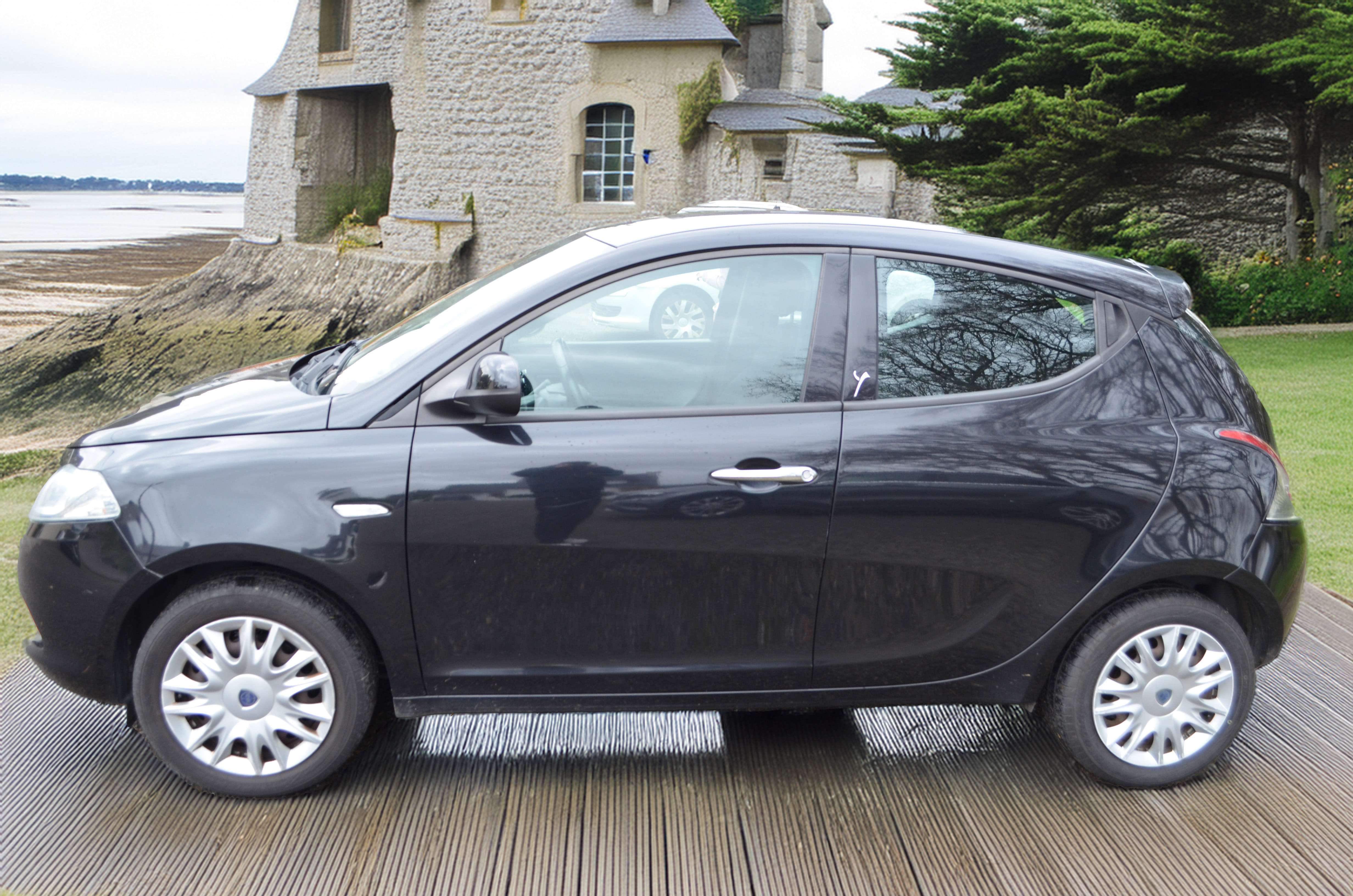 Lancia Ypsilon avec Climatisation