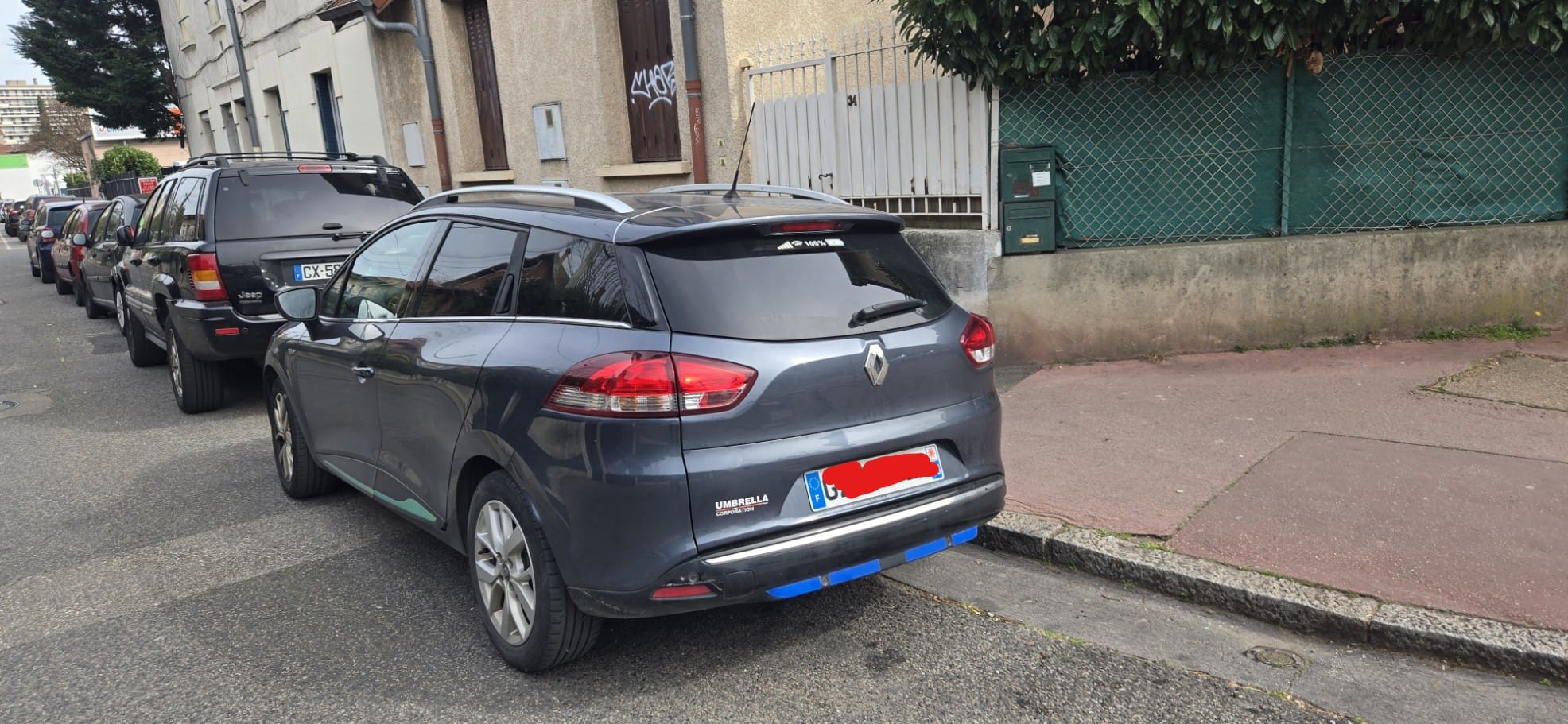 Renault Clio Estate 0.9tce avec GPS