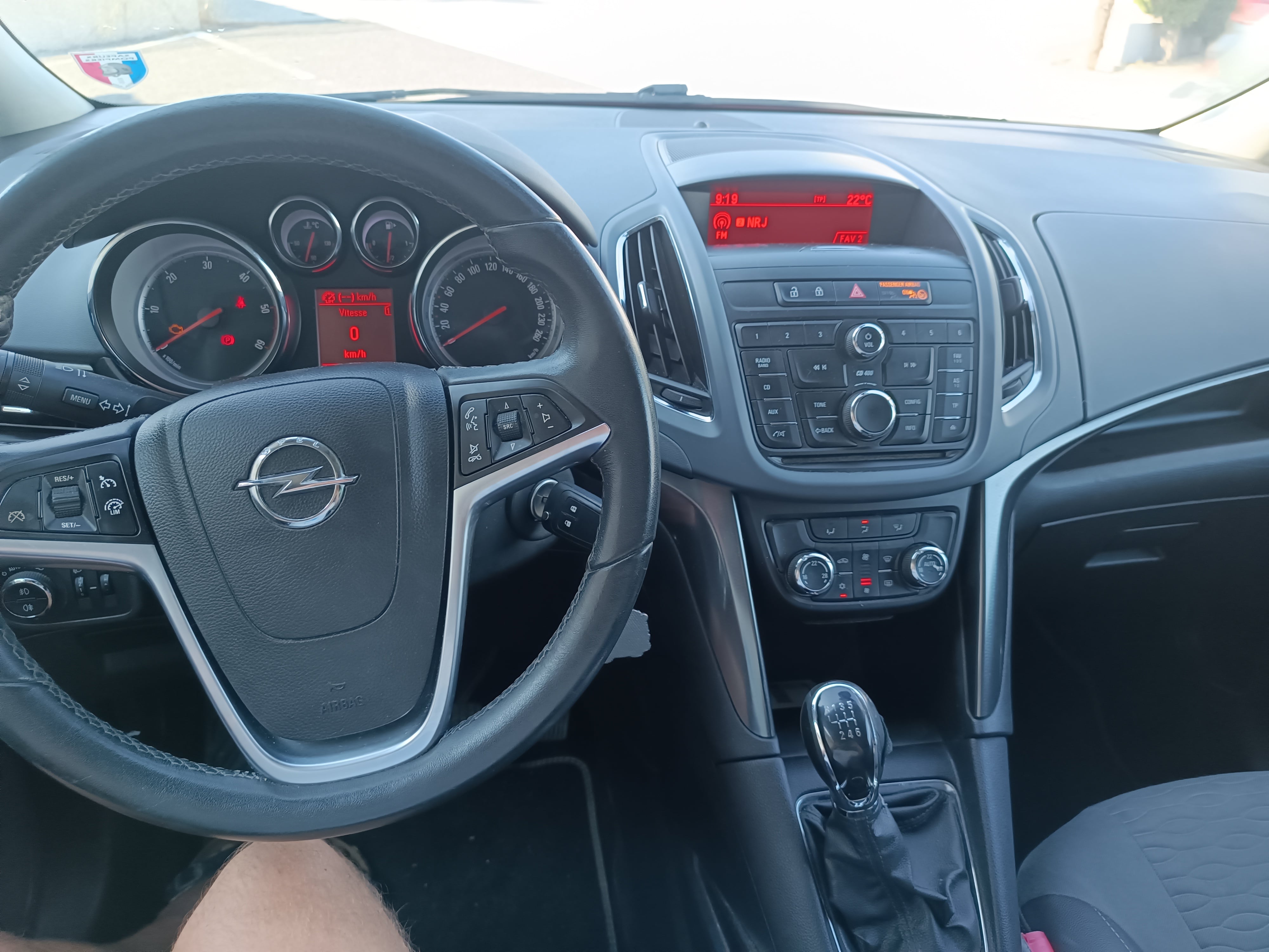 Opel Zafira Tourer 2.0 avec Régulateur de vitesse