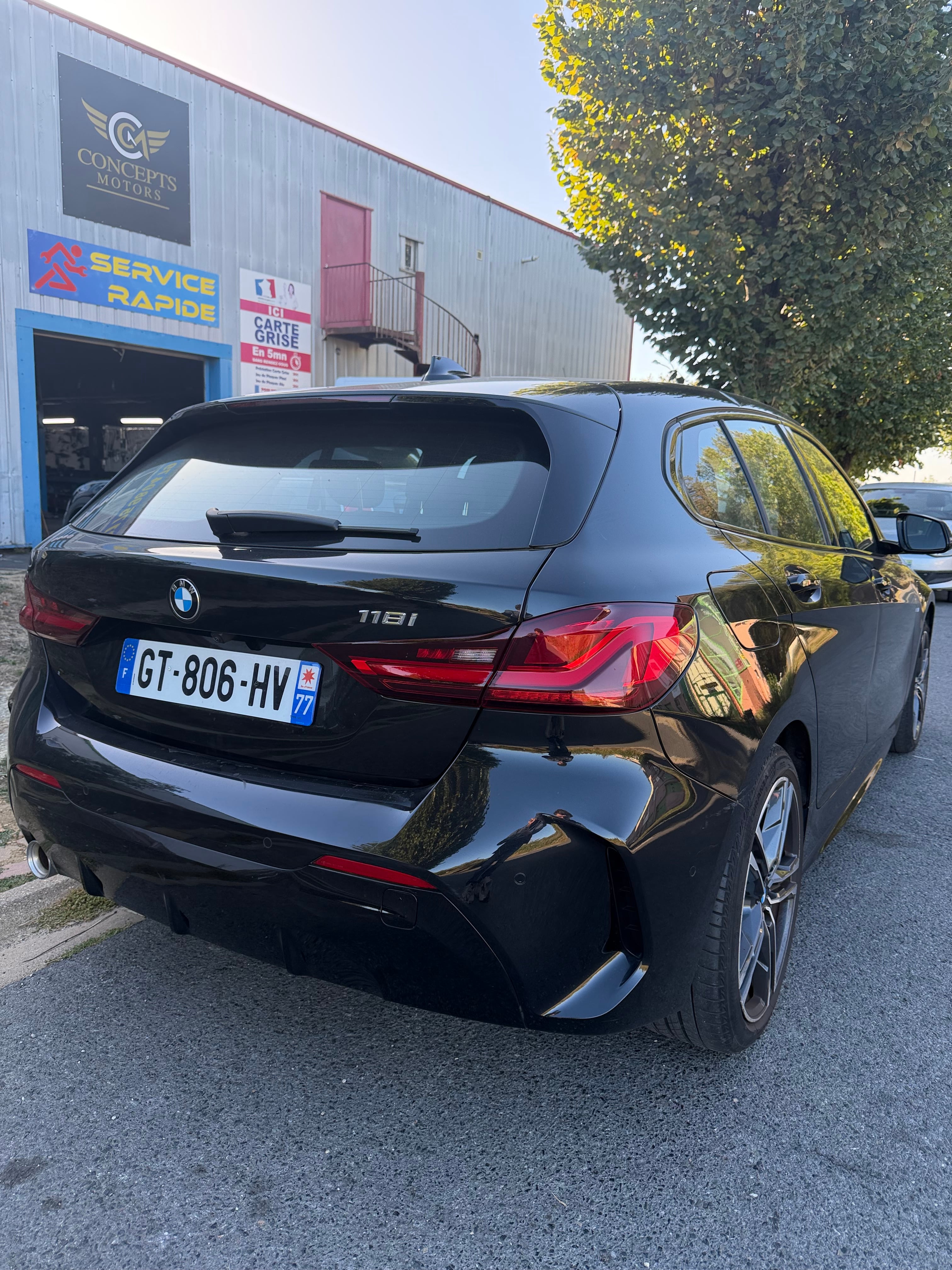 BMW Série 1 avec GPS