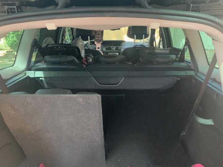 Renault Grand Scenic Initiale Paris with GPS