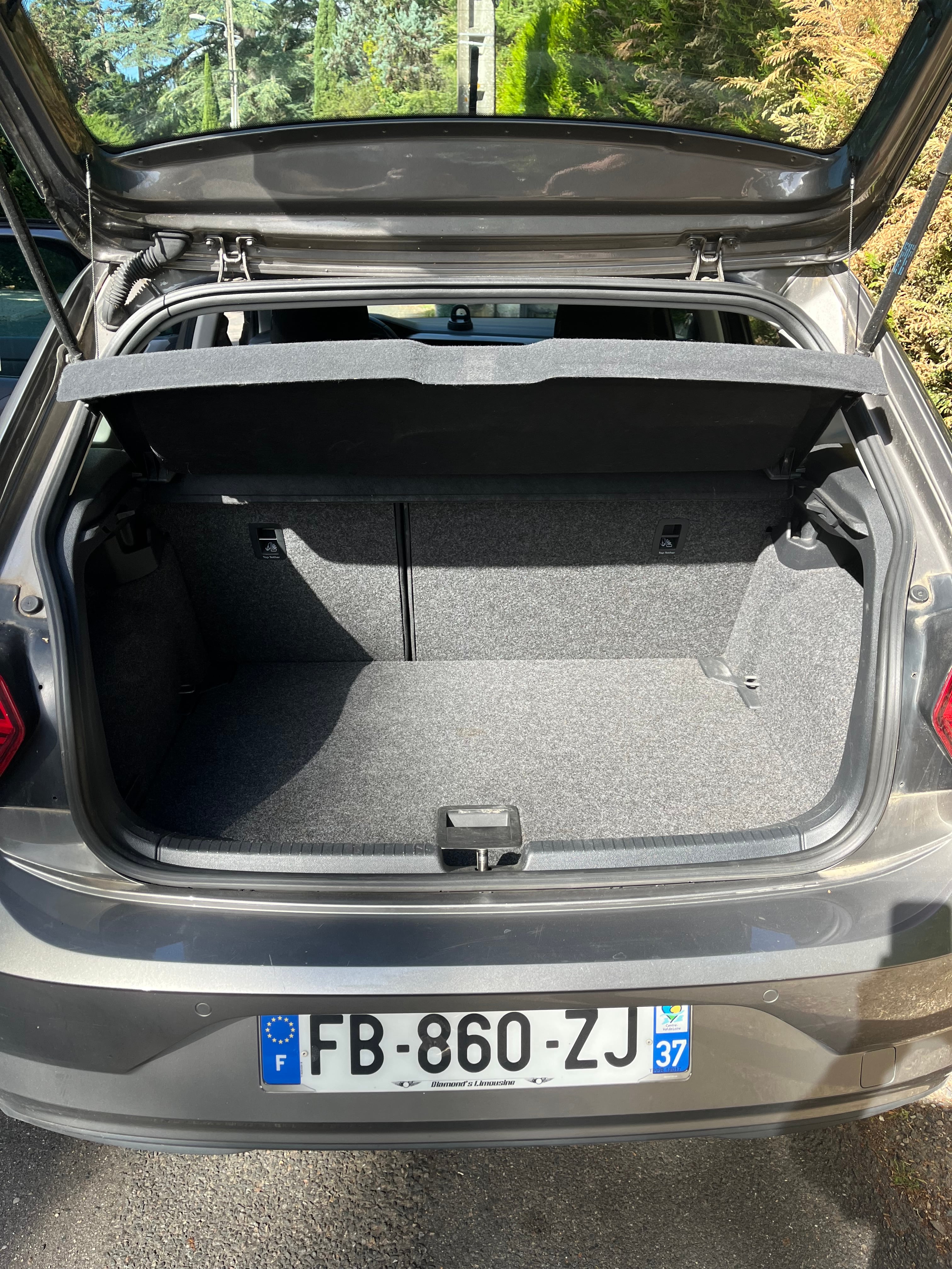 Volkswagen Polo Essence SP95 avec Port USB