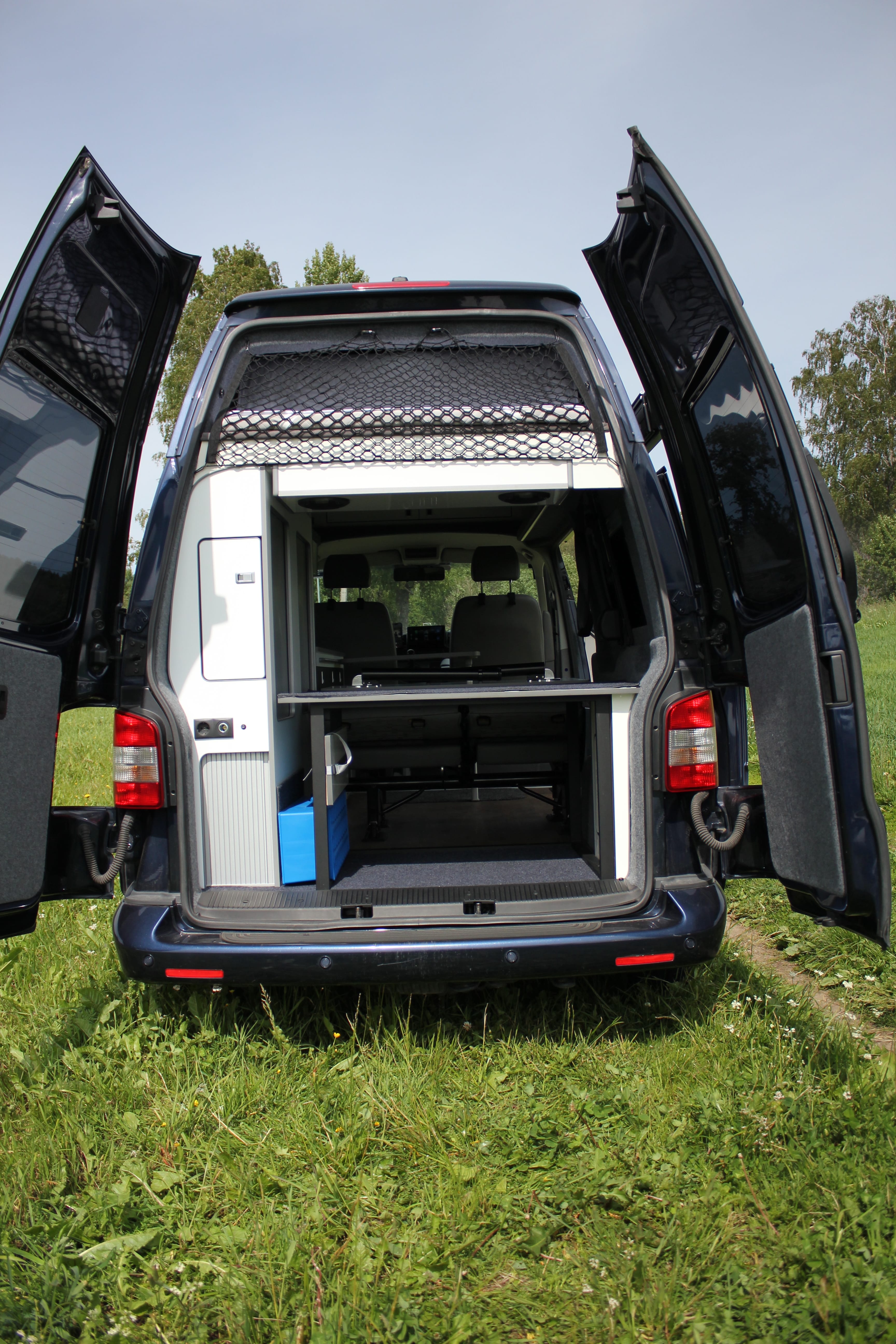 Volkswagen Caravelle med GPS