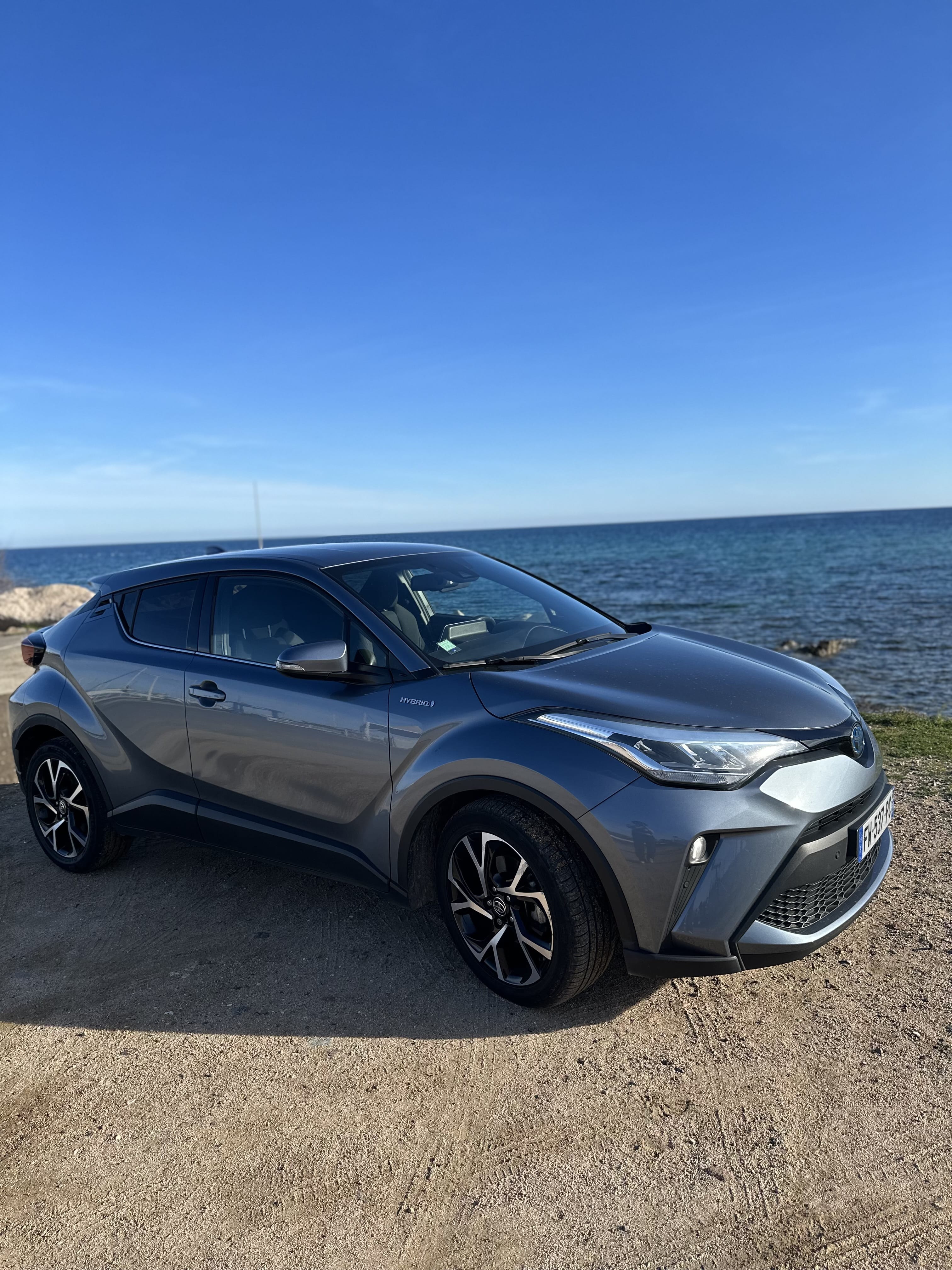 Toyota C-HR, 2021, Essence 95 / Électrique (hybride), automatique
