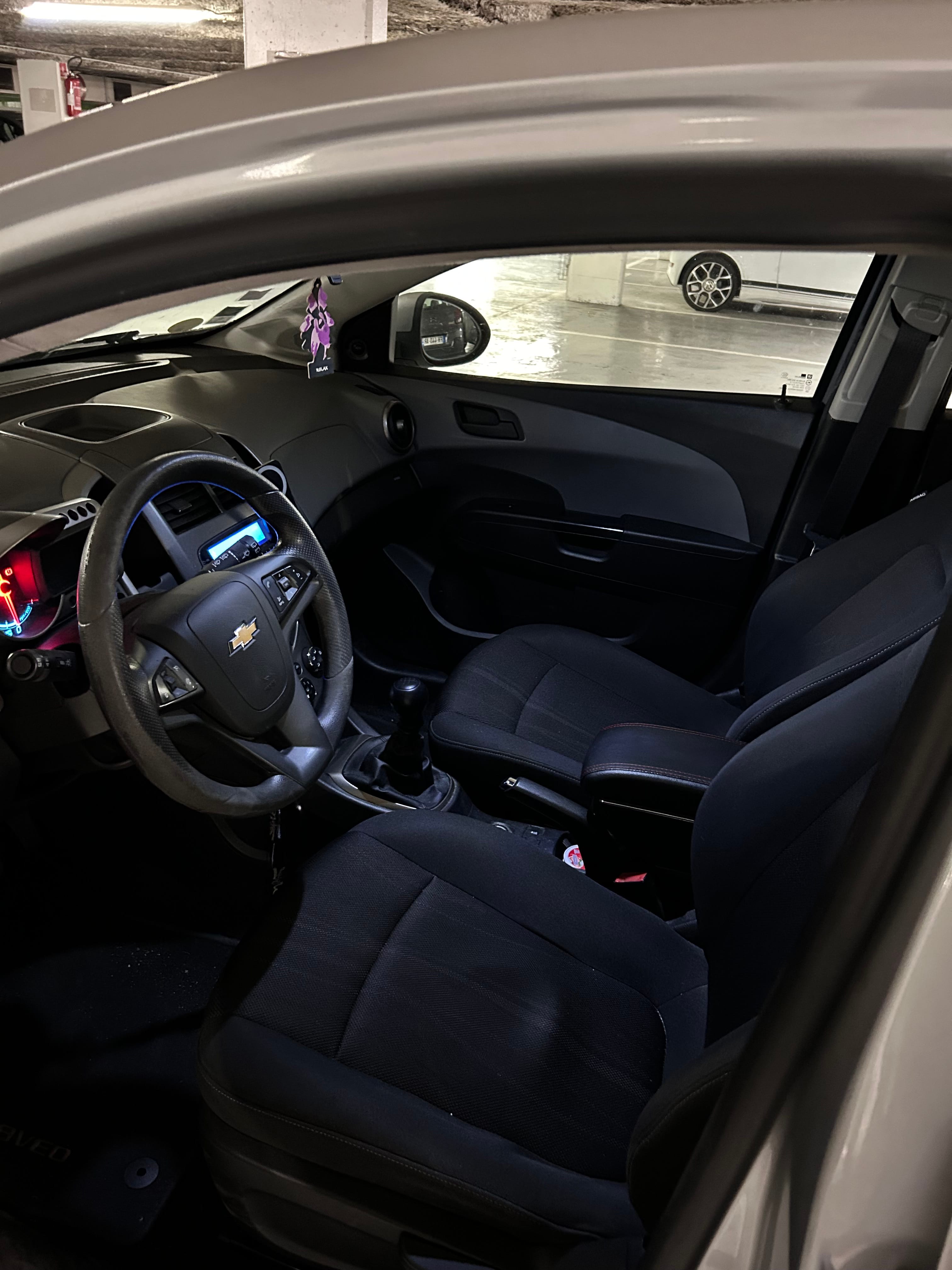 Chevrolet Aveo avec GPS
